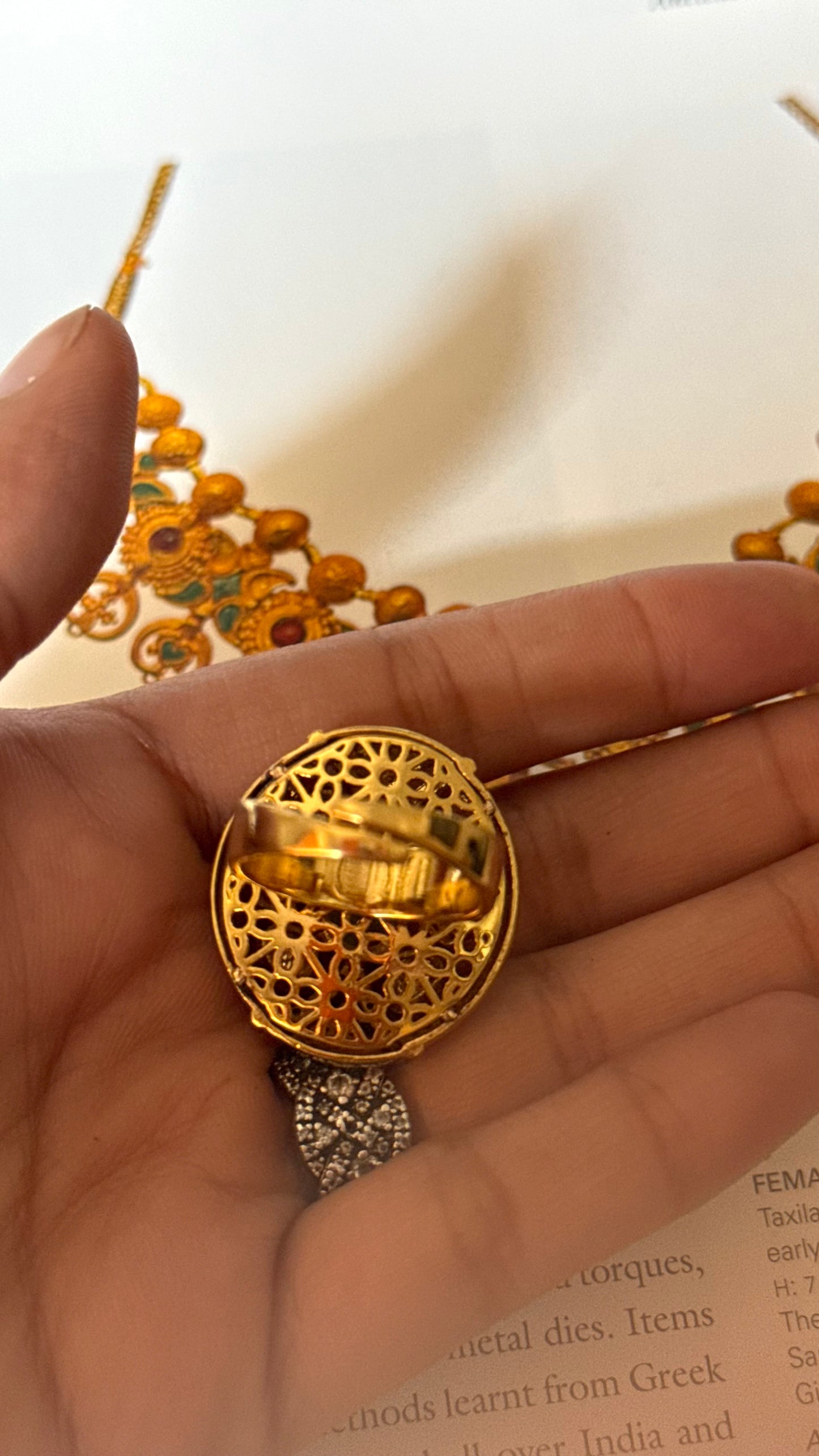 Mint doublet peeli polki Ring