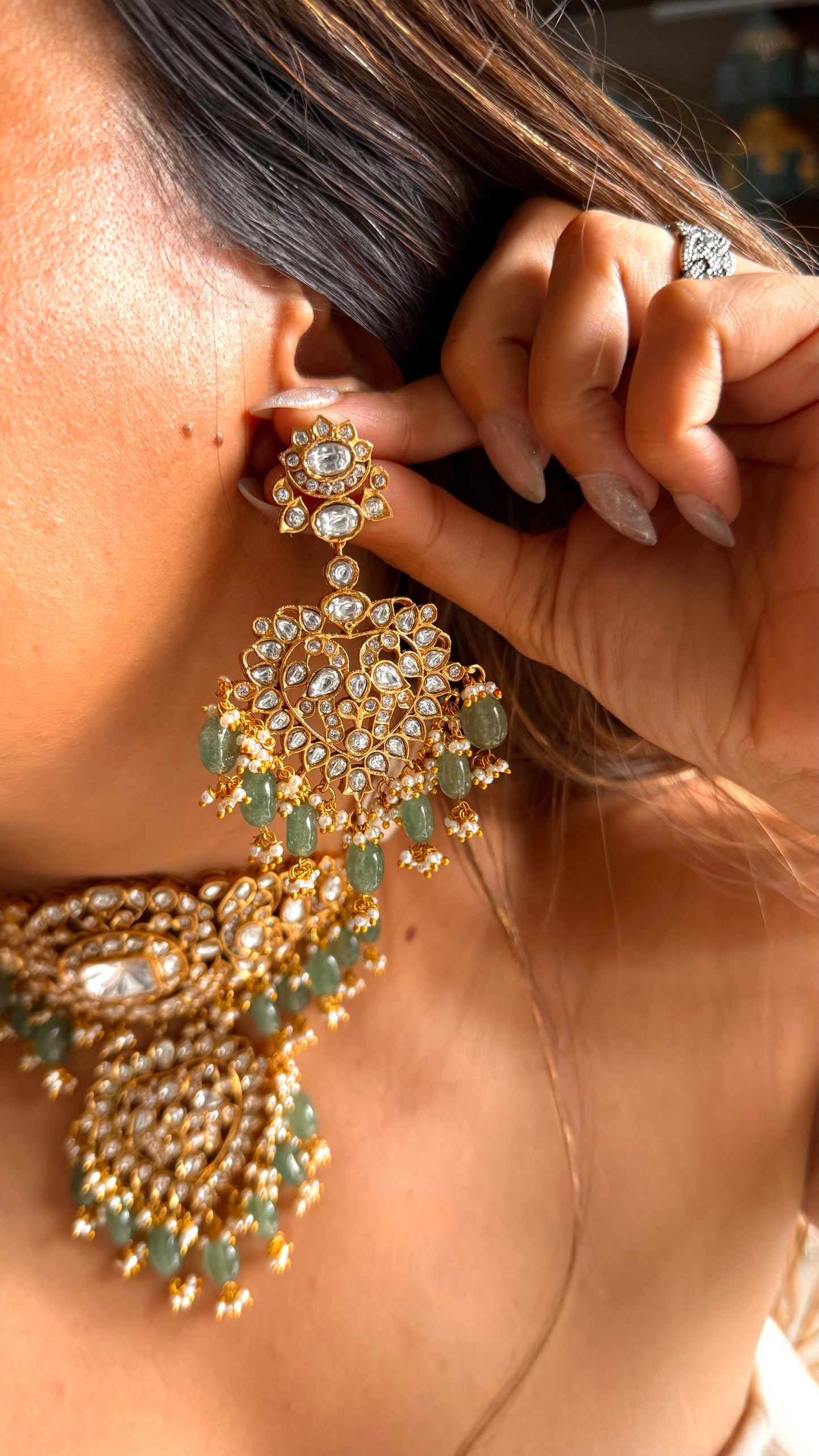 Rukmani Moissanite polki rajwada choker with mint drop