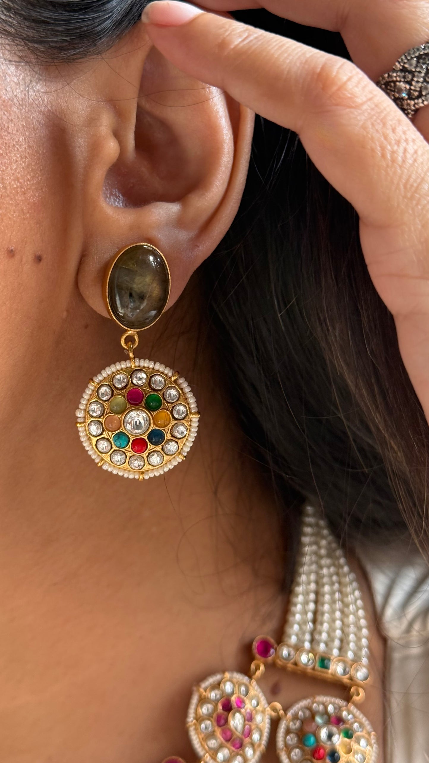 Granite Amrapali Navratna pearl set