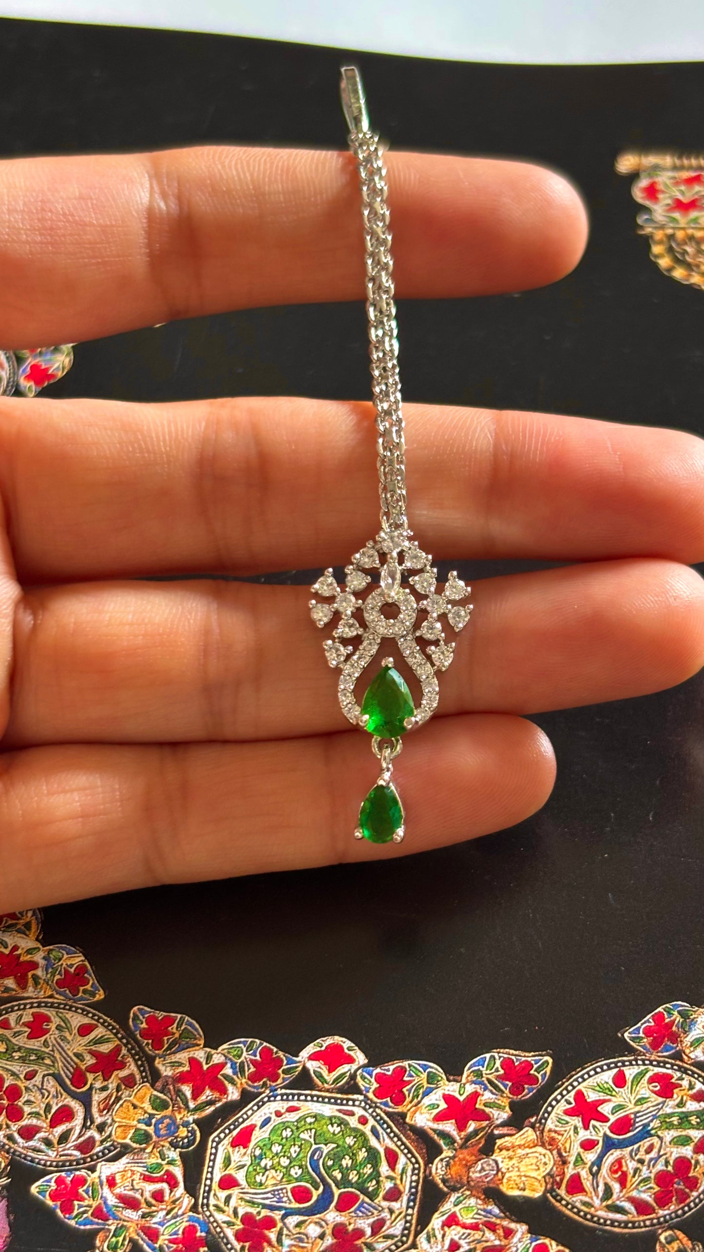 Emerald doublets cz diamond maangtika