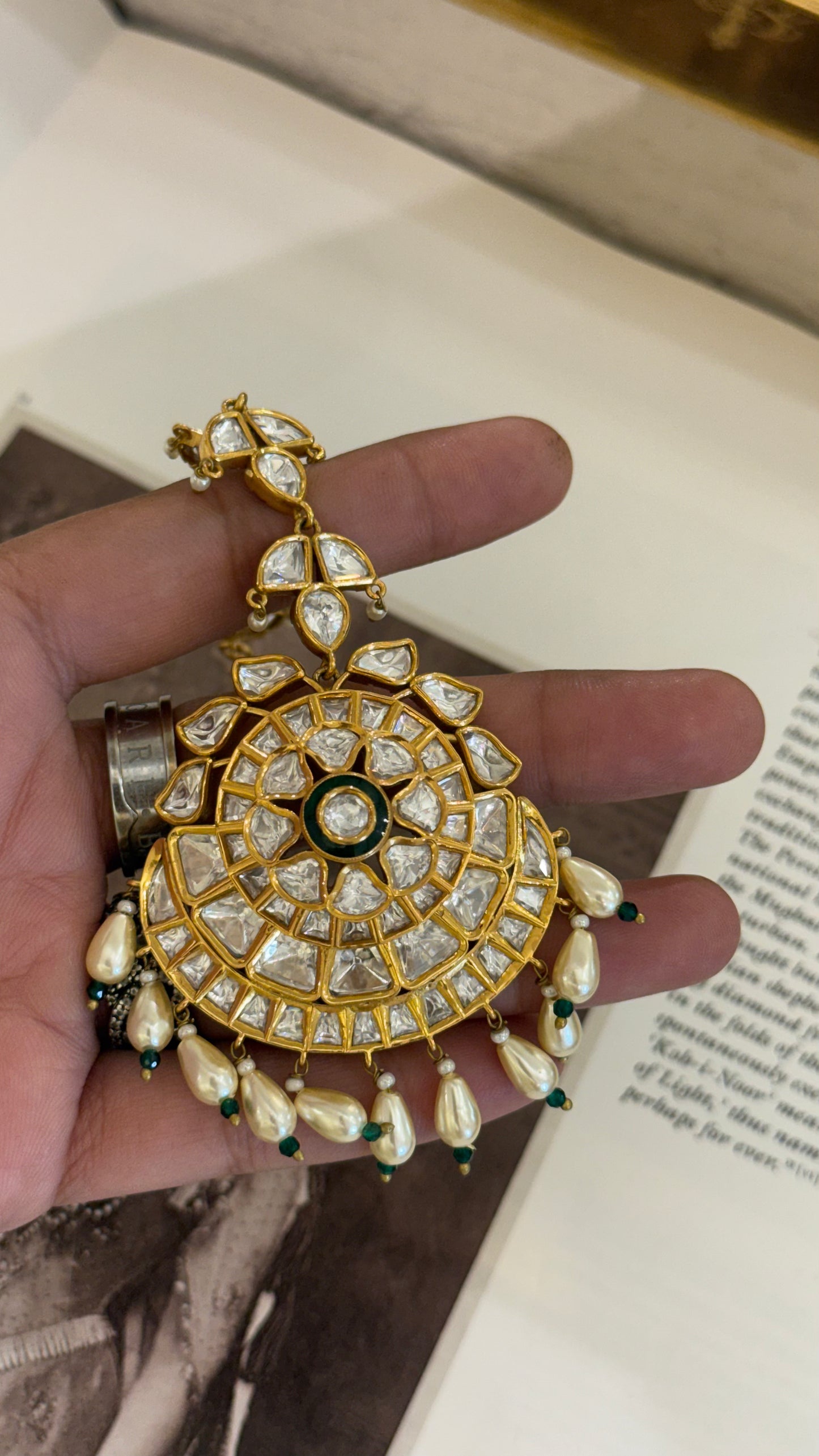 Meenakari maangtila with pearl drop & emerald detailing