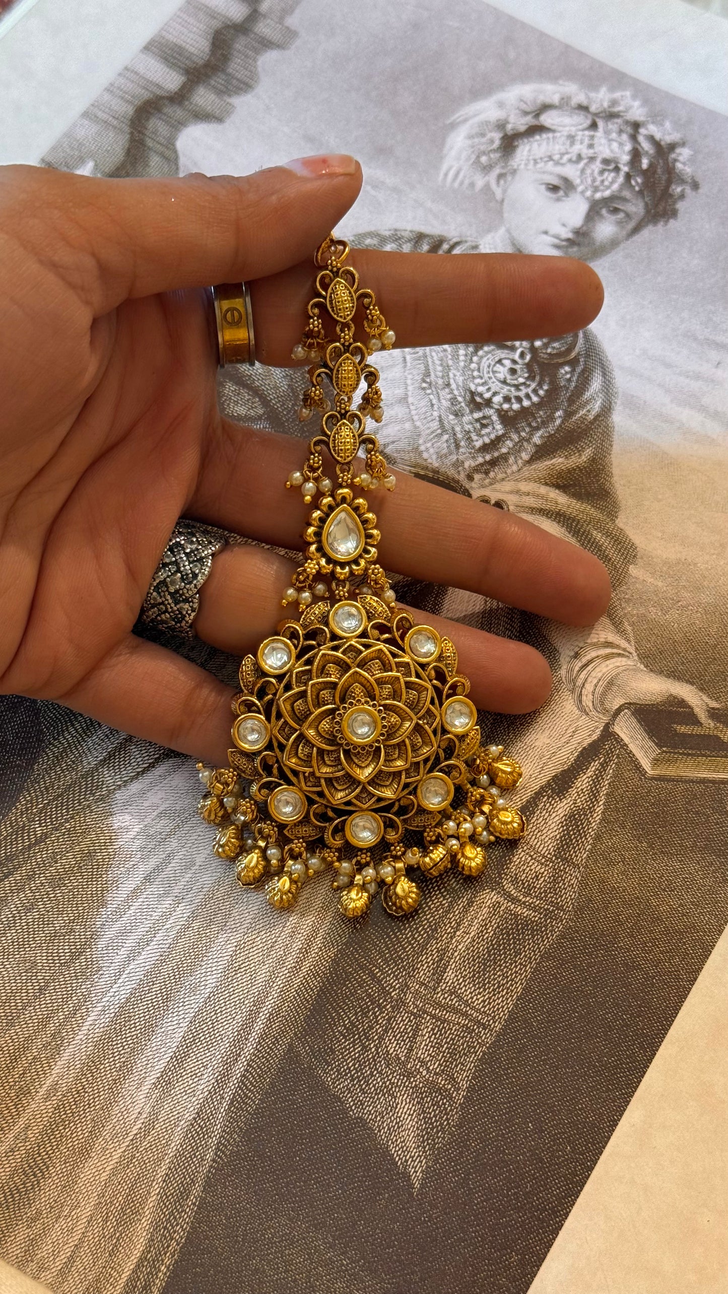Polki oxidised gold heritage polki mangtika