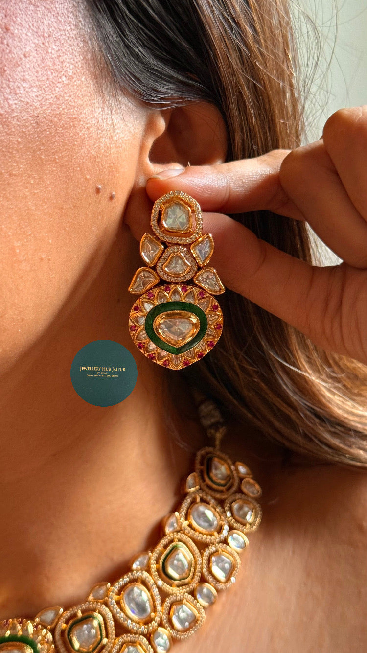 Emerald meenakari & rani pink polki collar set