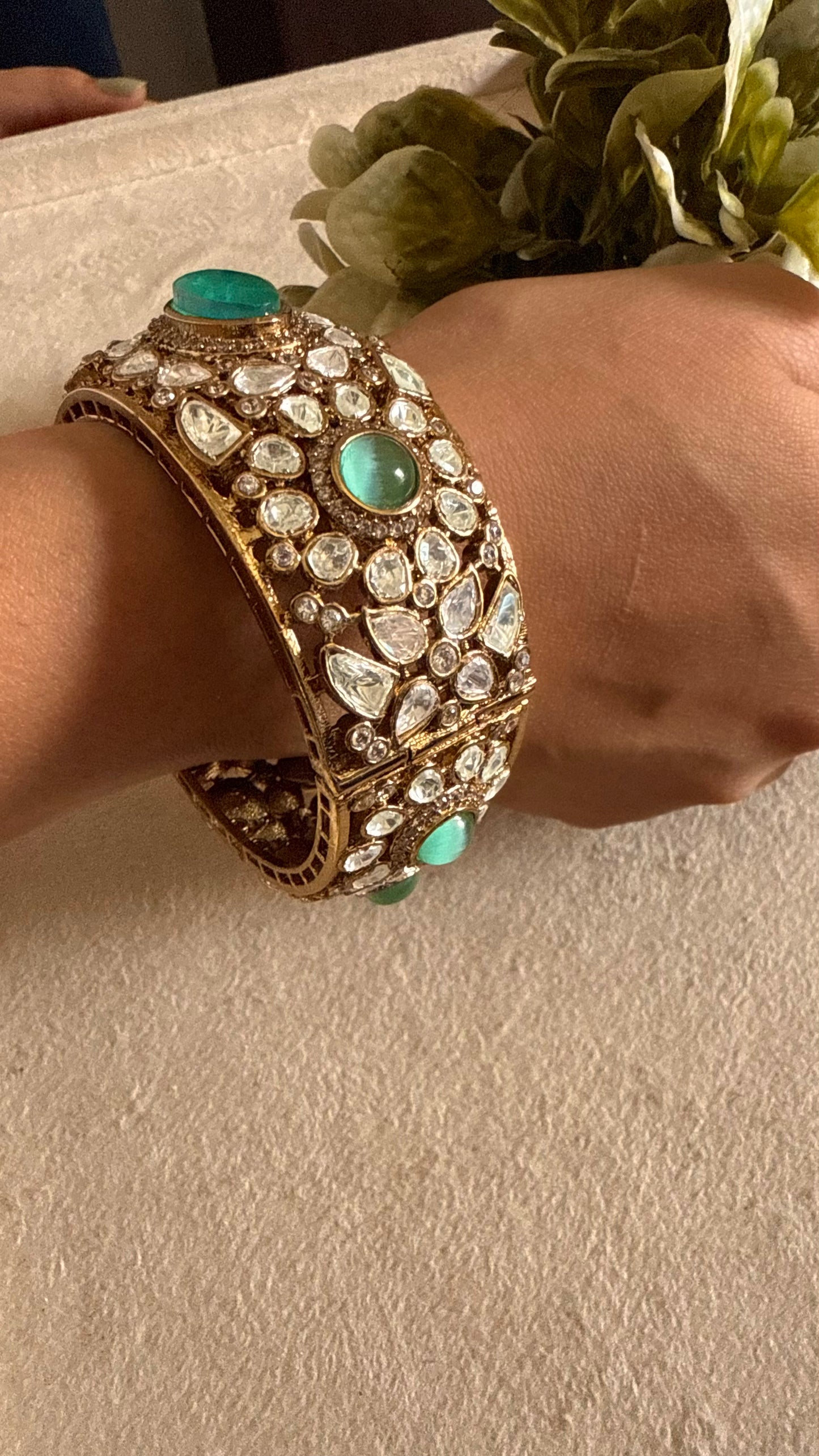 Mint doublet openable bangle