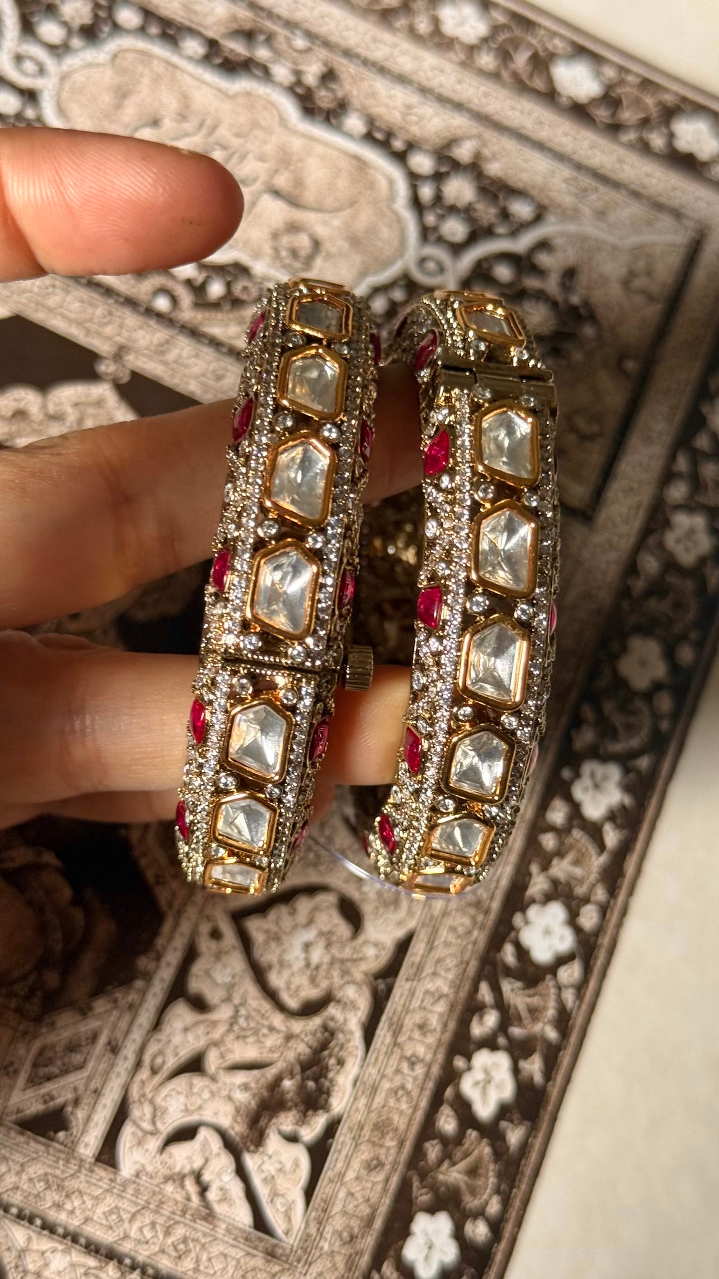 Moissanite polki rani pink Victorian openable bangle
