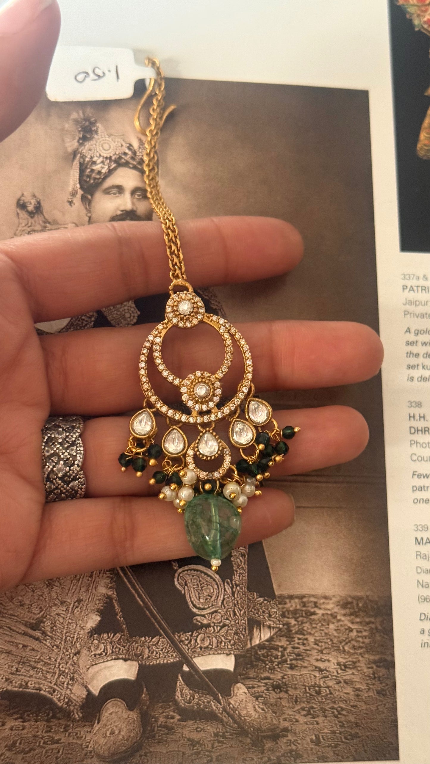 Emerald drop Chandbali style maangtika
