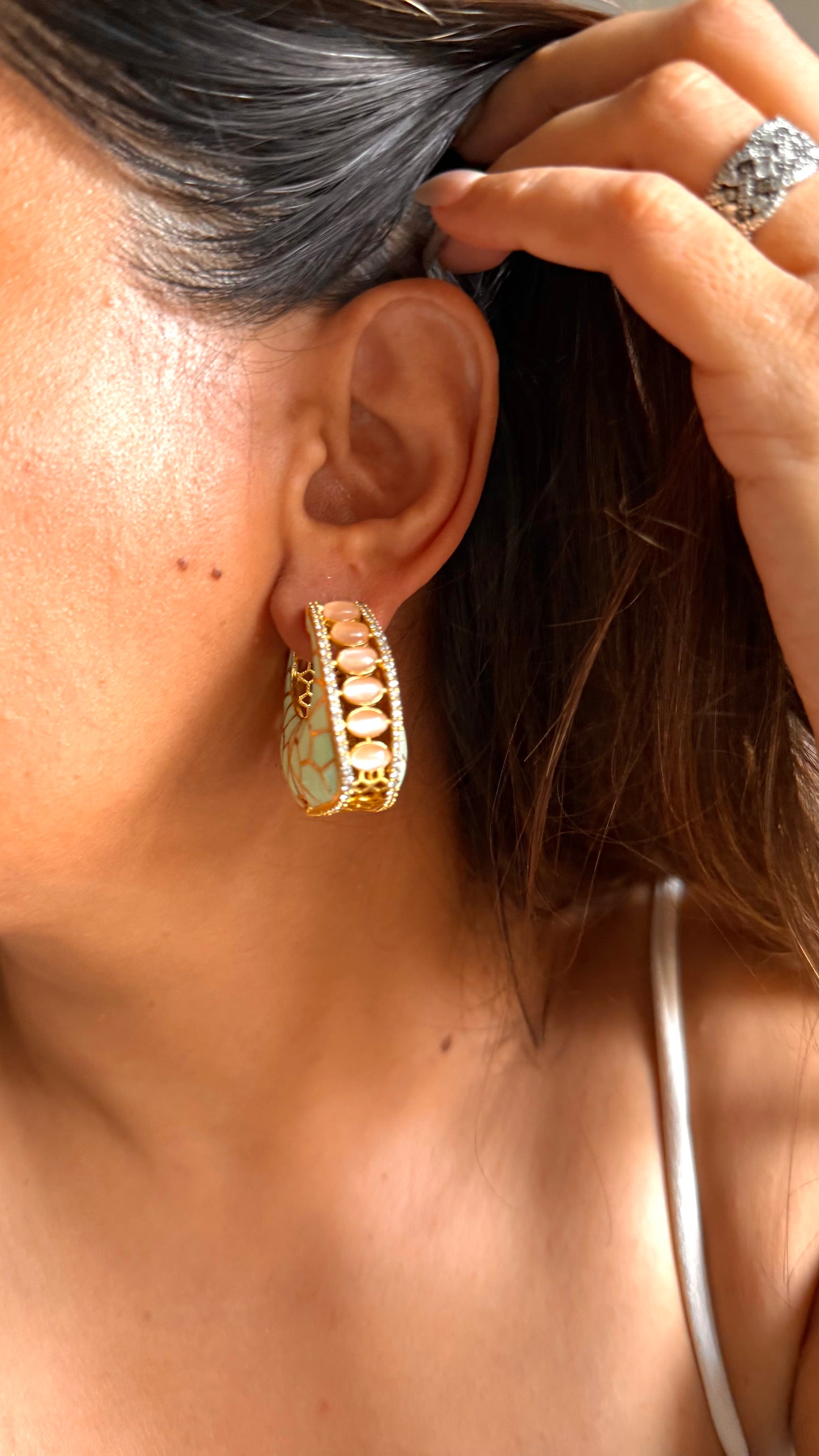 Mint katdana with rose quartz earrings