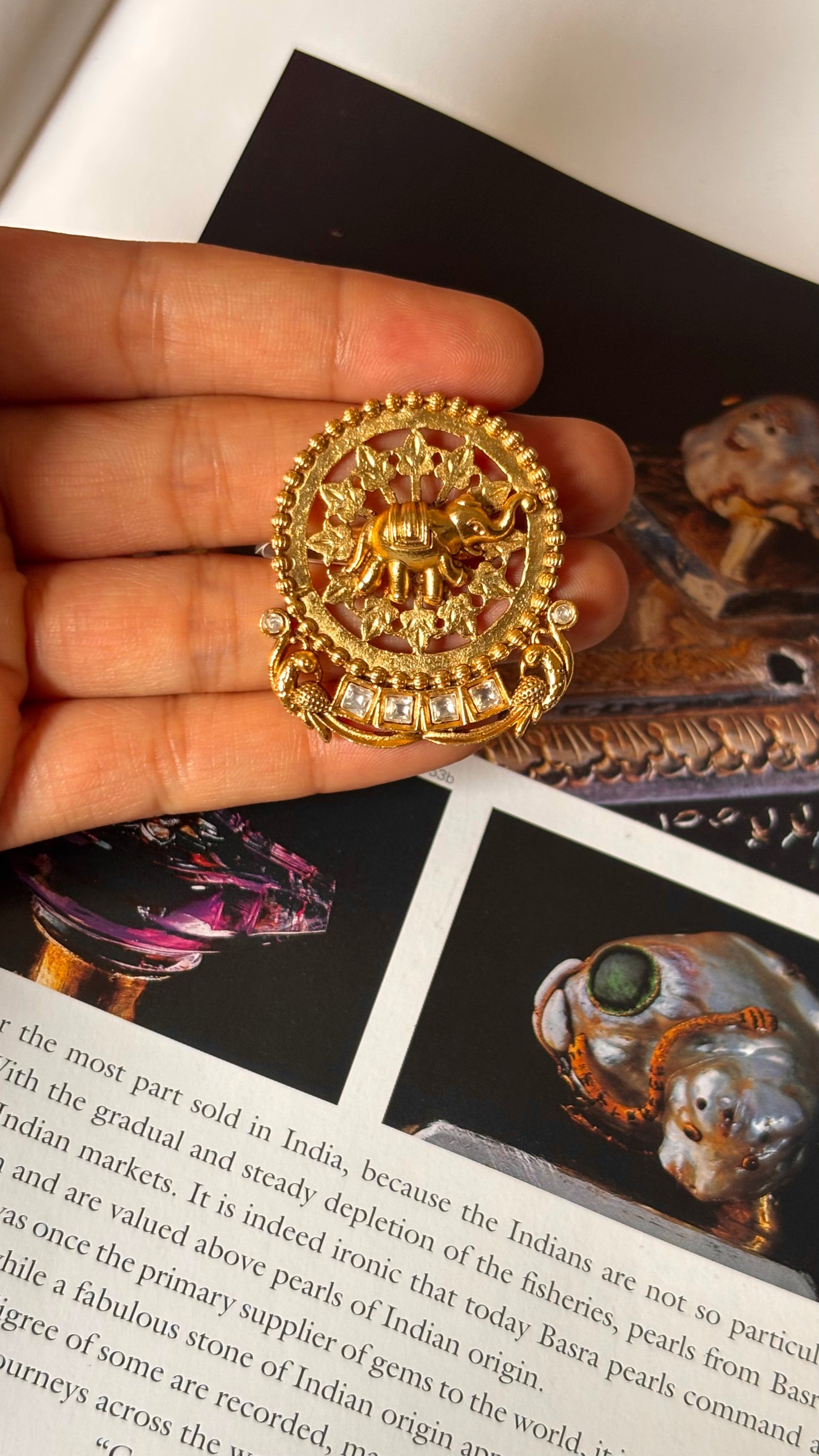 Gaj heritage gold ring