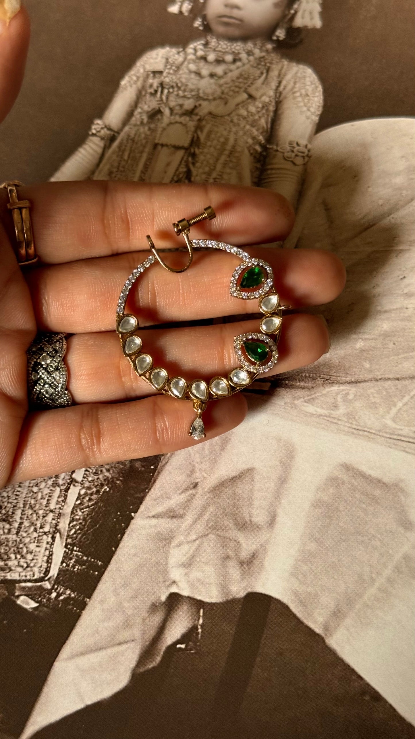 Emerald doublet & moissanite nath