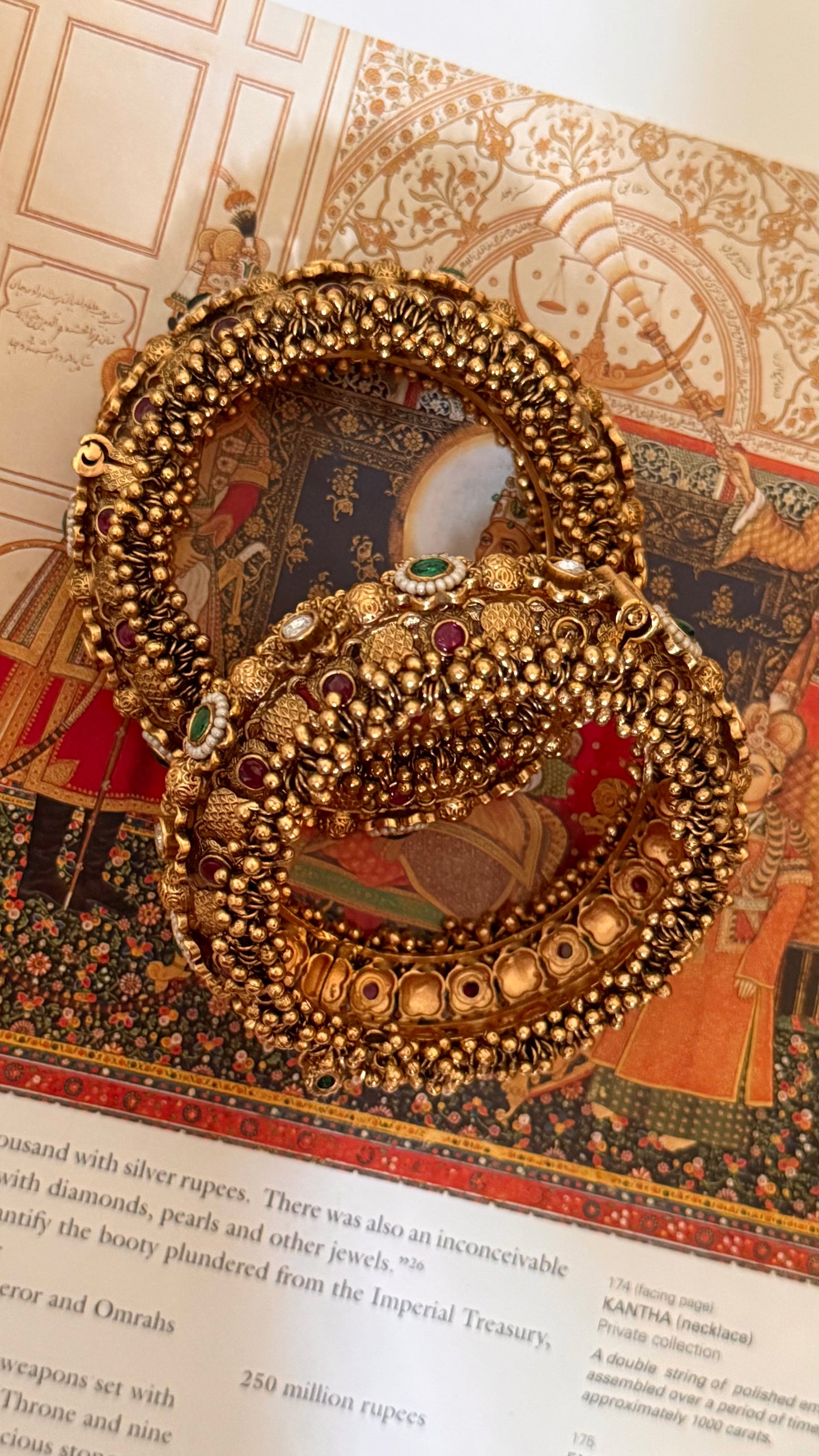 Emerald & rani pink rajwada openable bangle