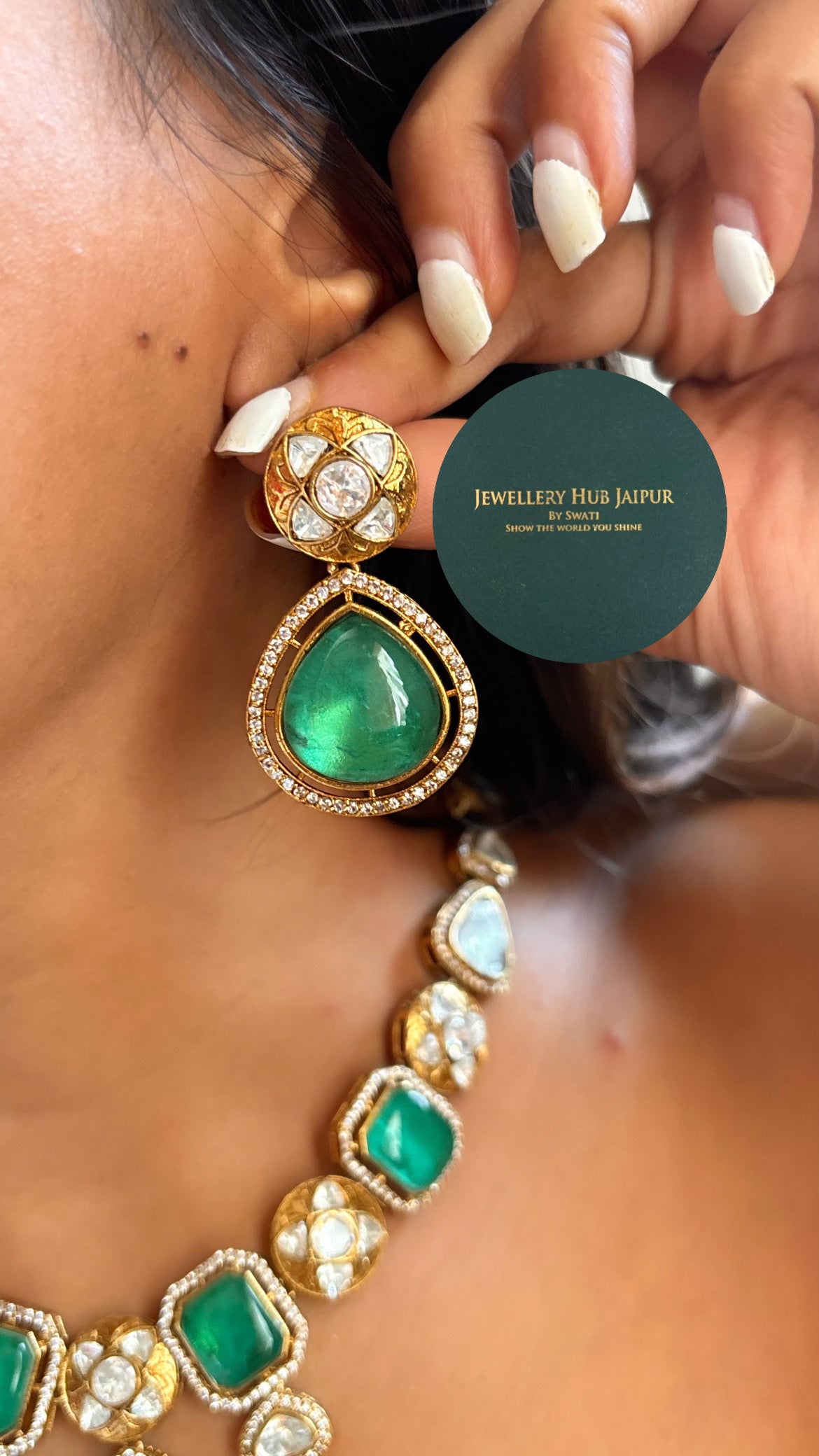 Emerald mint victorian gold collar necklace set