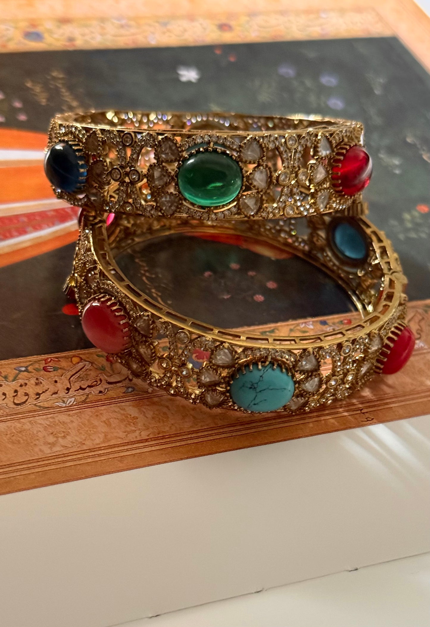 Navratna Victorian openable bangle
