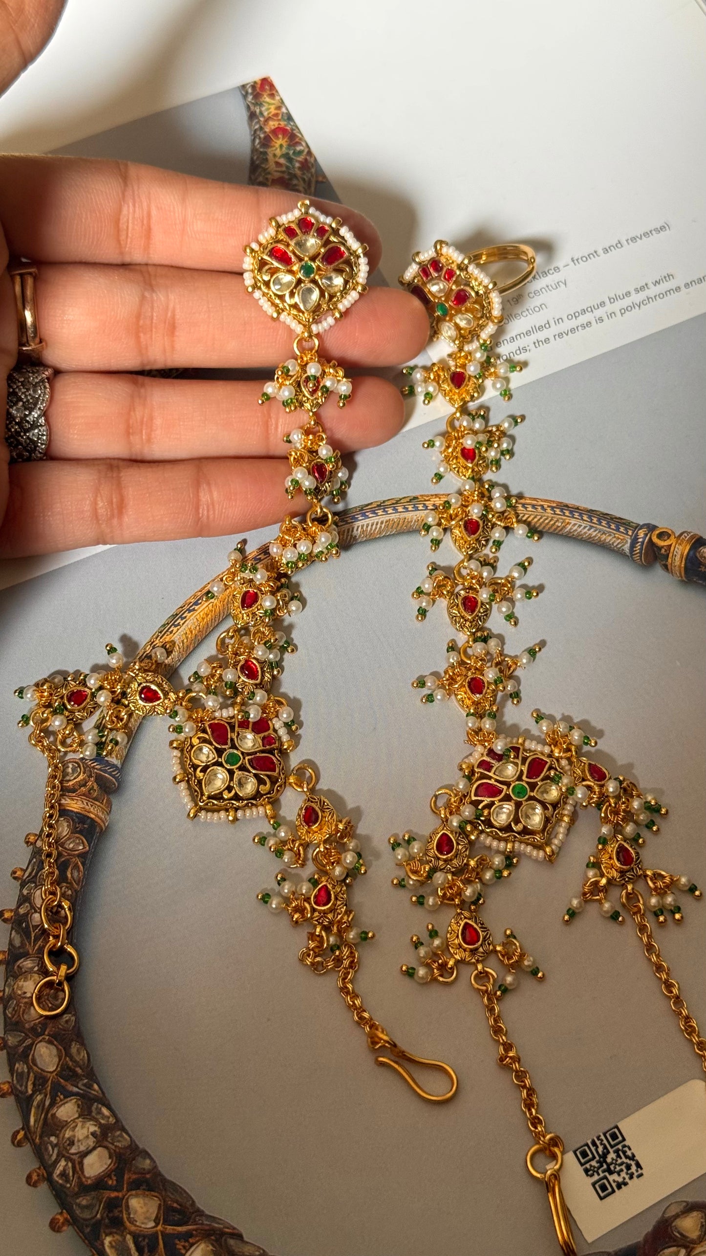 Heritage paachi handmade haathphool