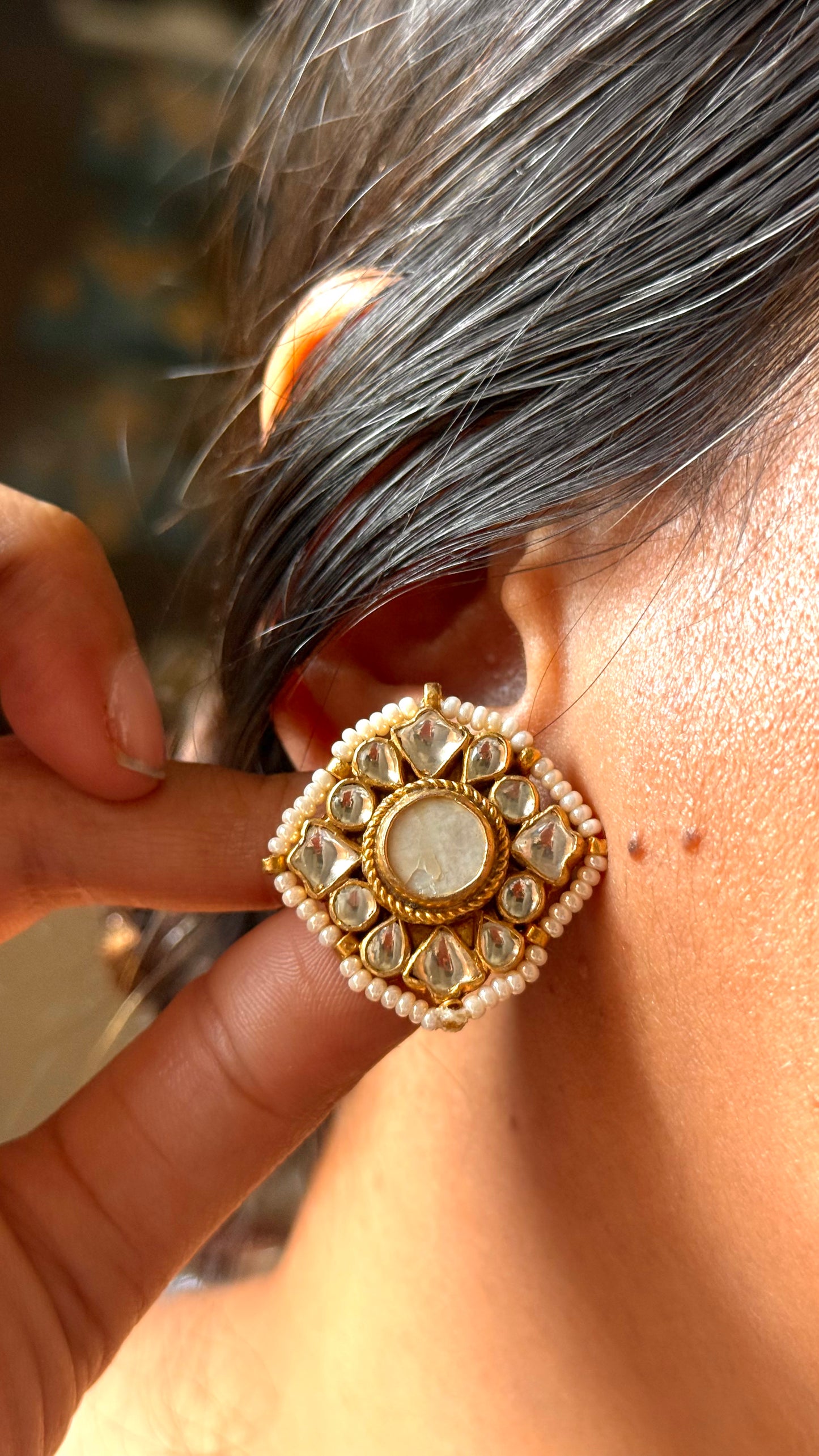 Pearl Mahrani necklace with firoza bird motif