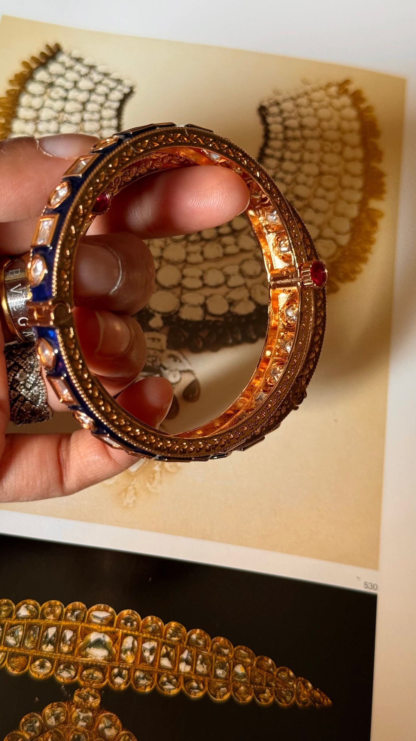 Sapphire single line polki bangles