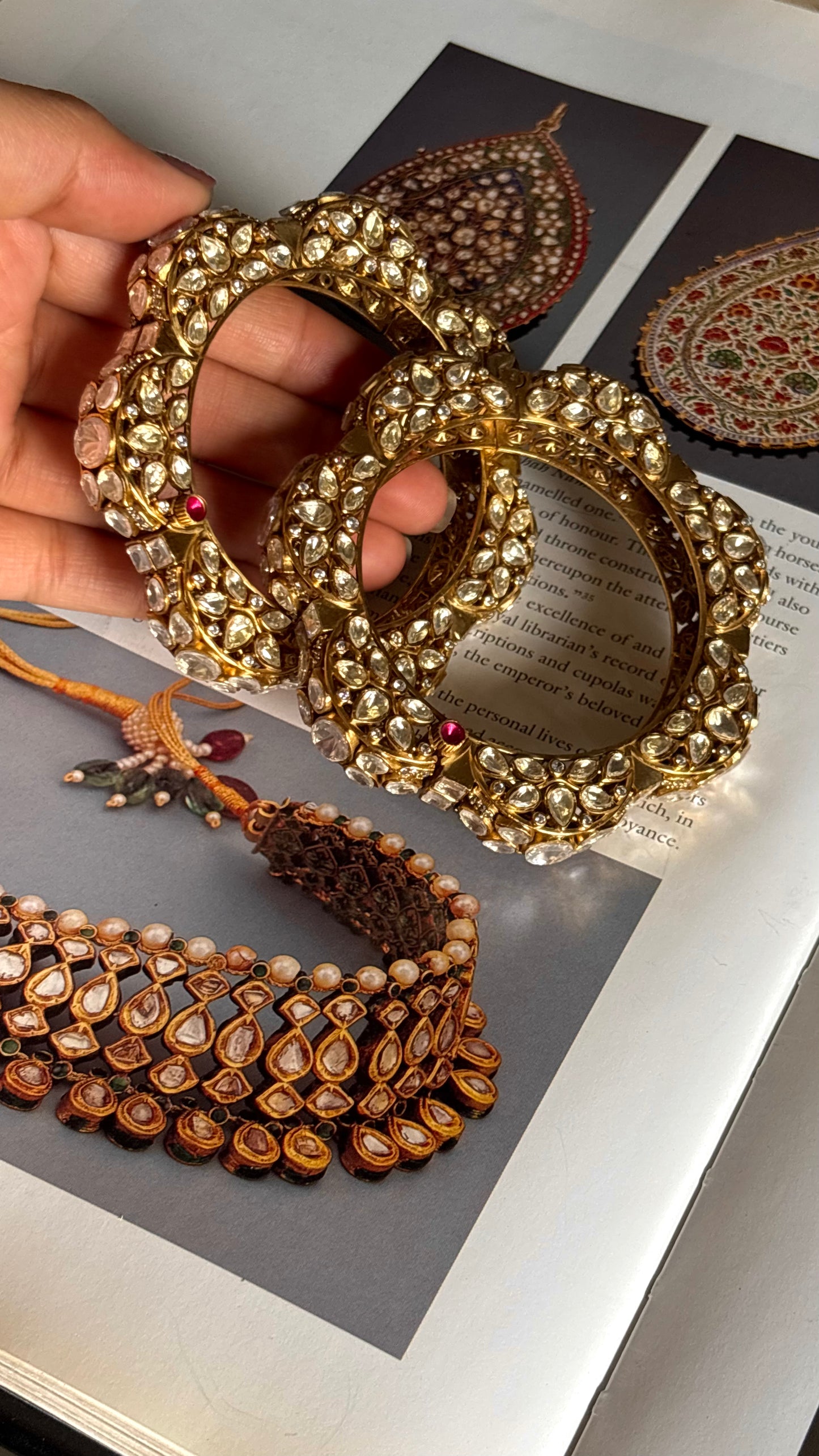 Designer real moissanite peeli polki Bangles