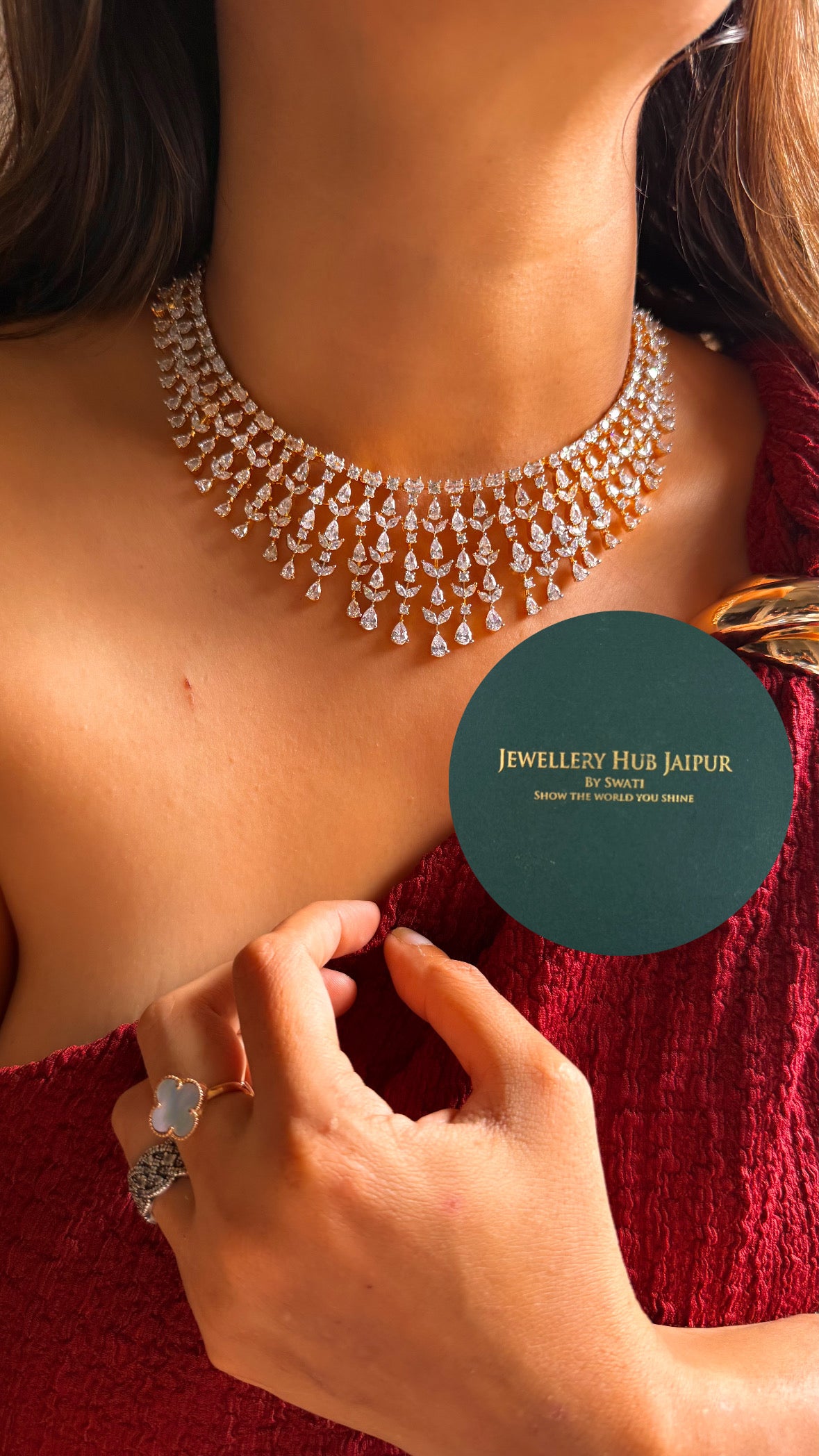 Radiance diamond collar set (gold)