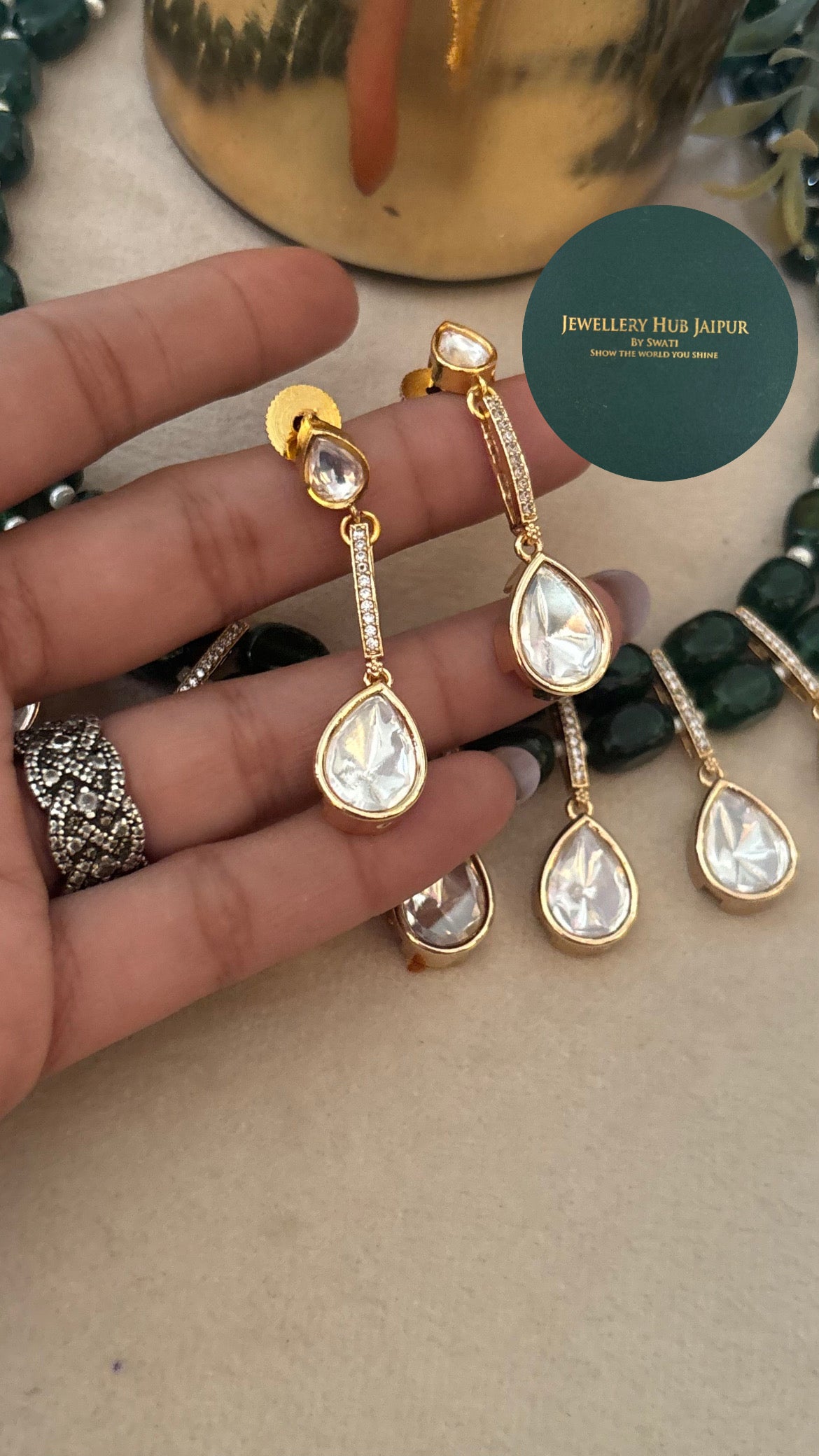 Emerald Moissanite string with earrings