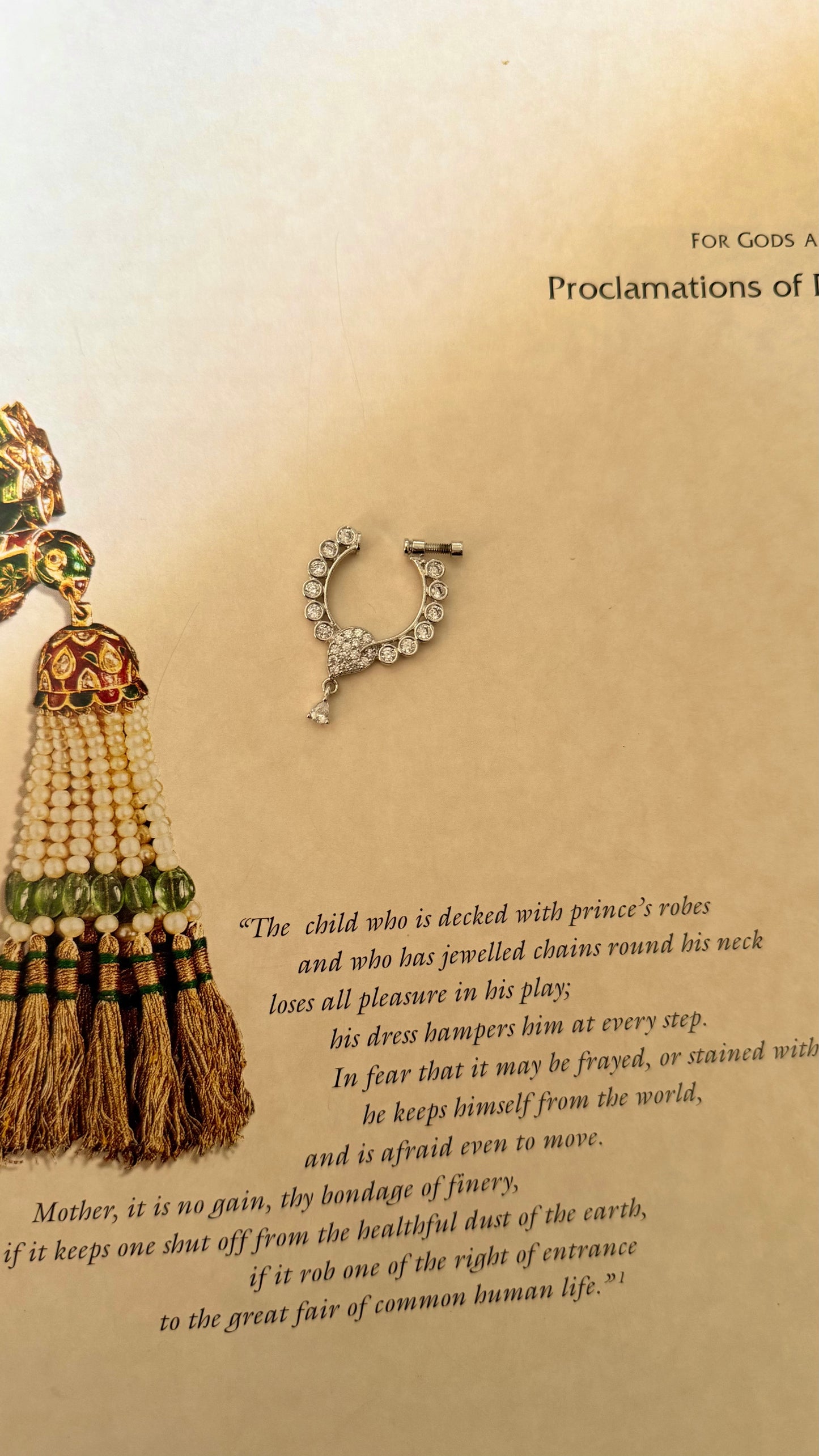 Minimal cz diamond nath