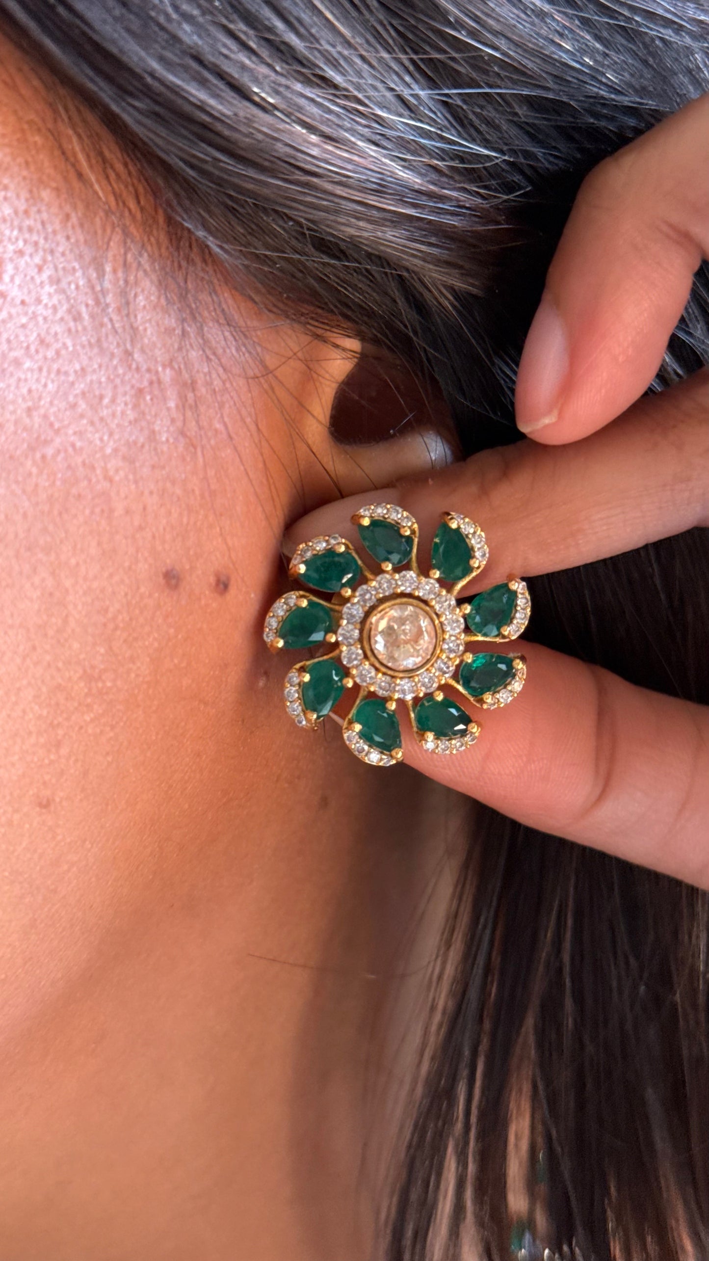 Emerald doublets moissanite collar Necklace