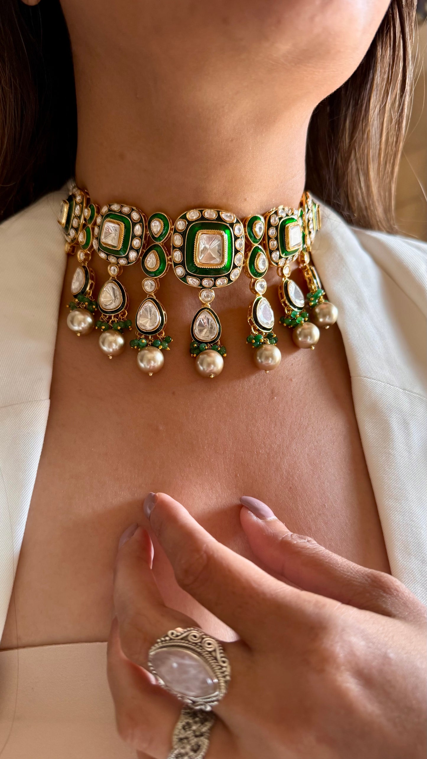 Paanabindu Emerald meenakari with cocktail drop with earrings