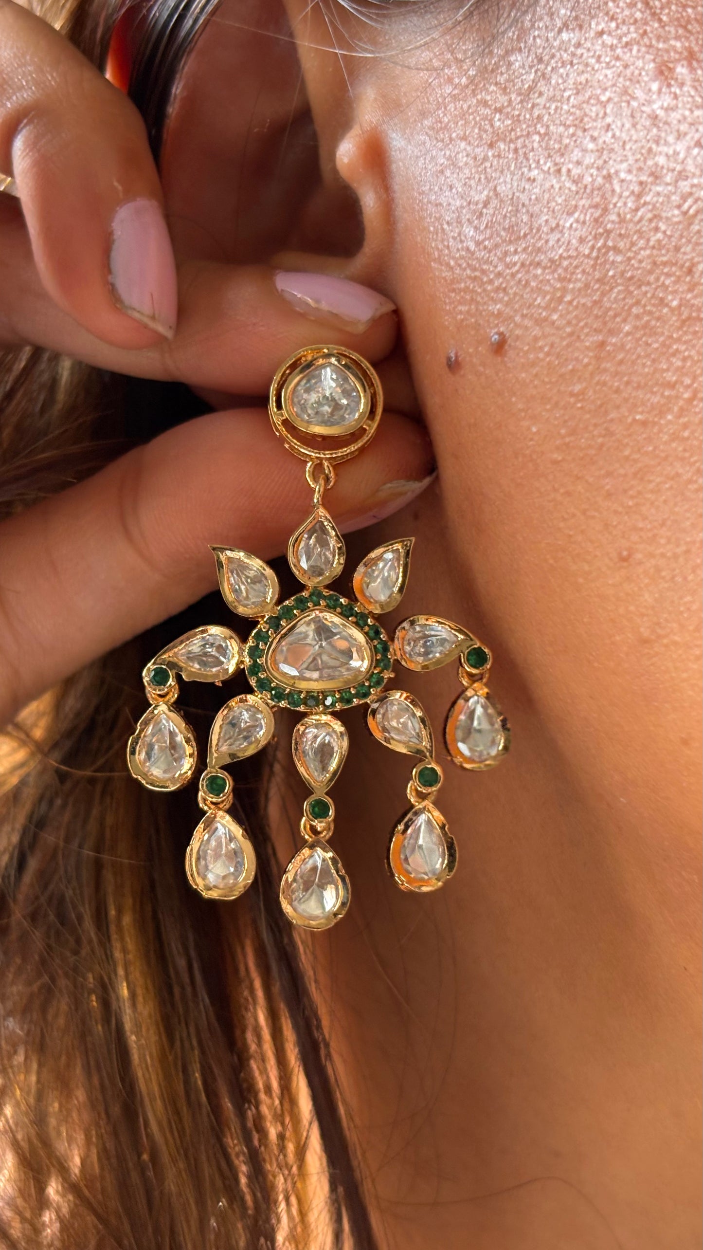 Moissanite Polki emerald collar necklace with earrings