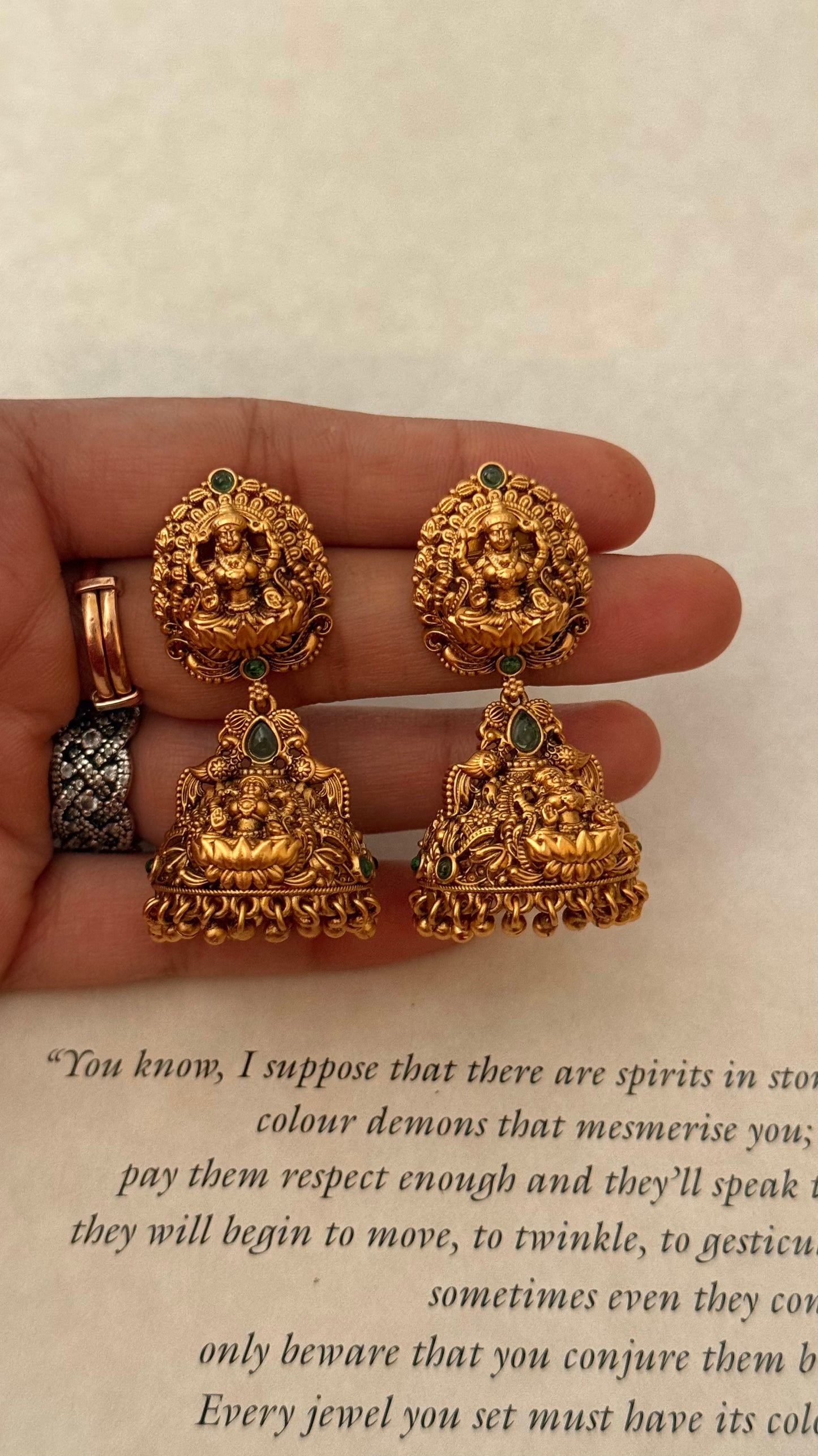 Goddess laxmi with emerald jhumka