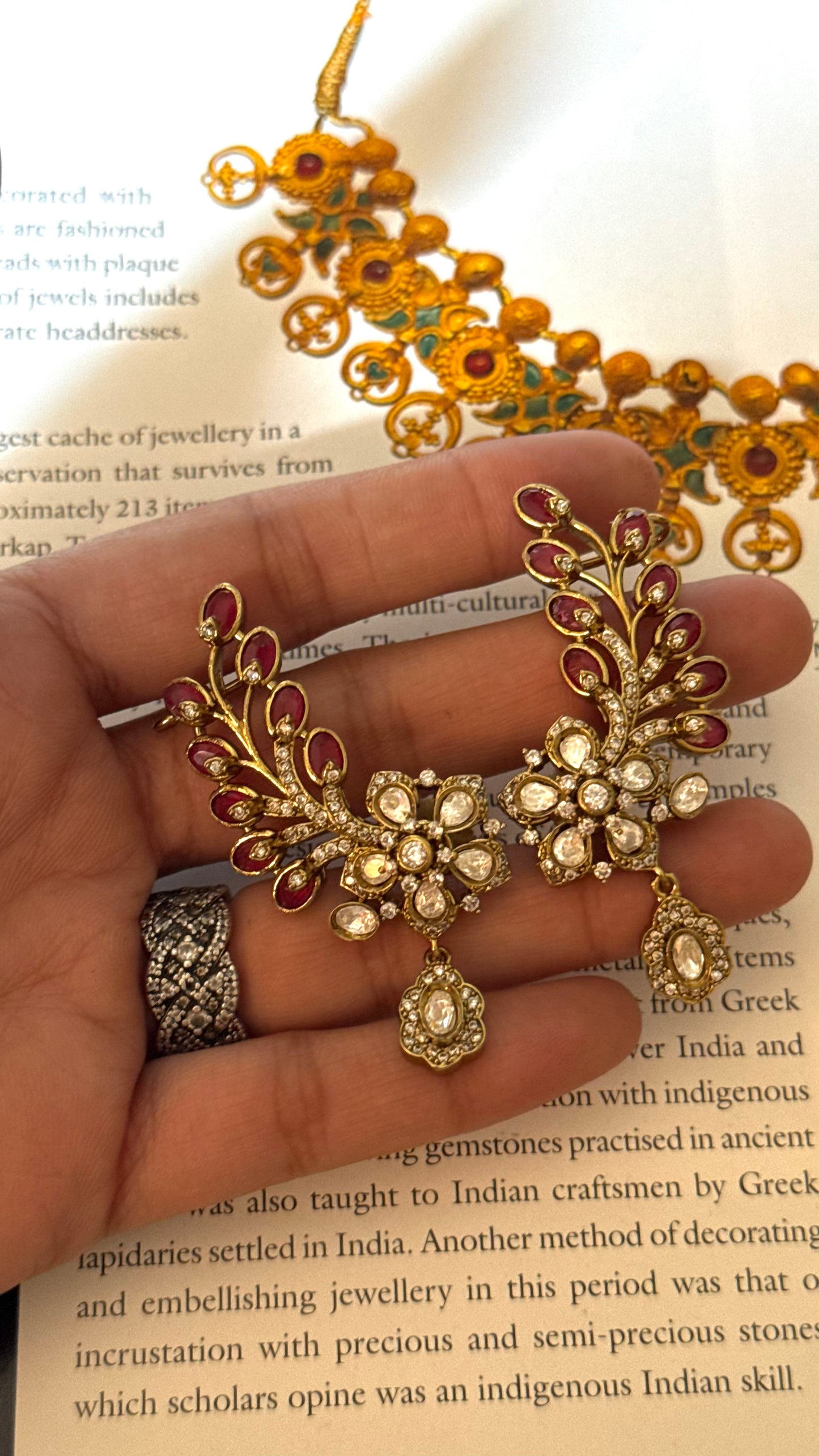 Ruby floral leaf small earcuff