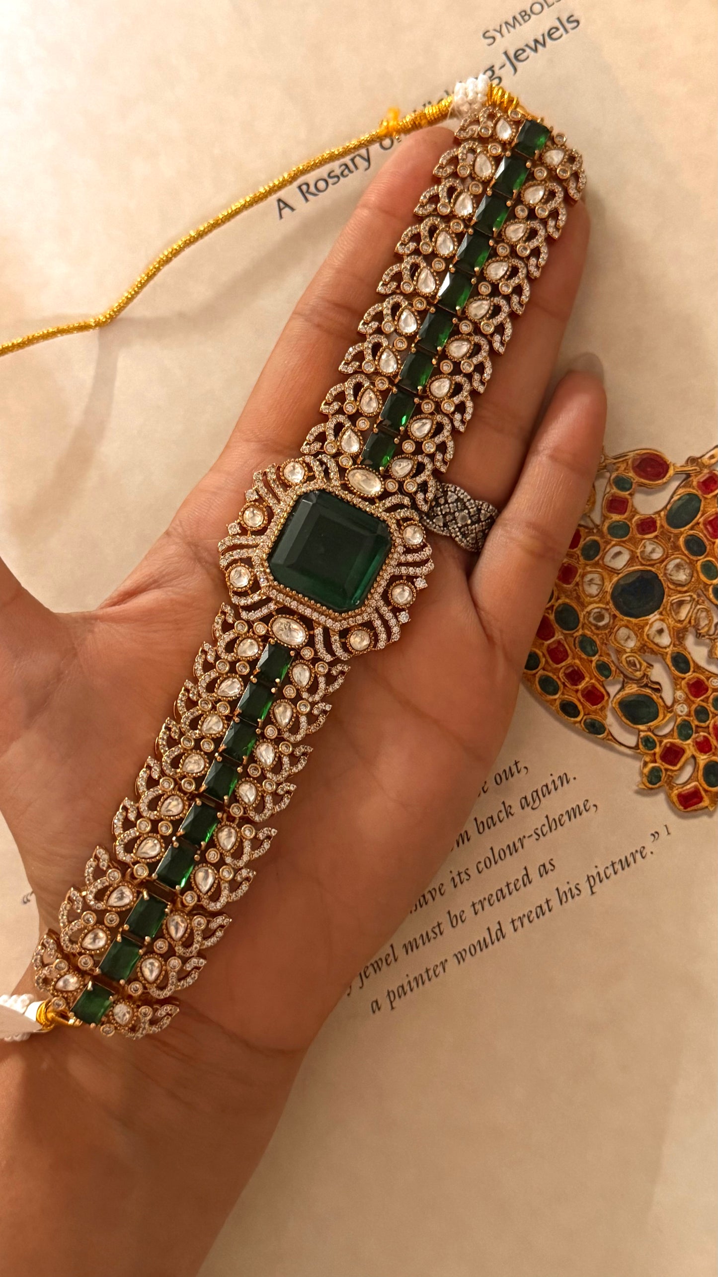 Emerald doublet moissanite polki choker set