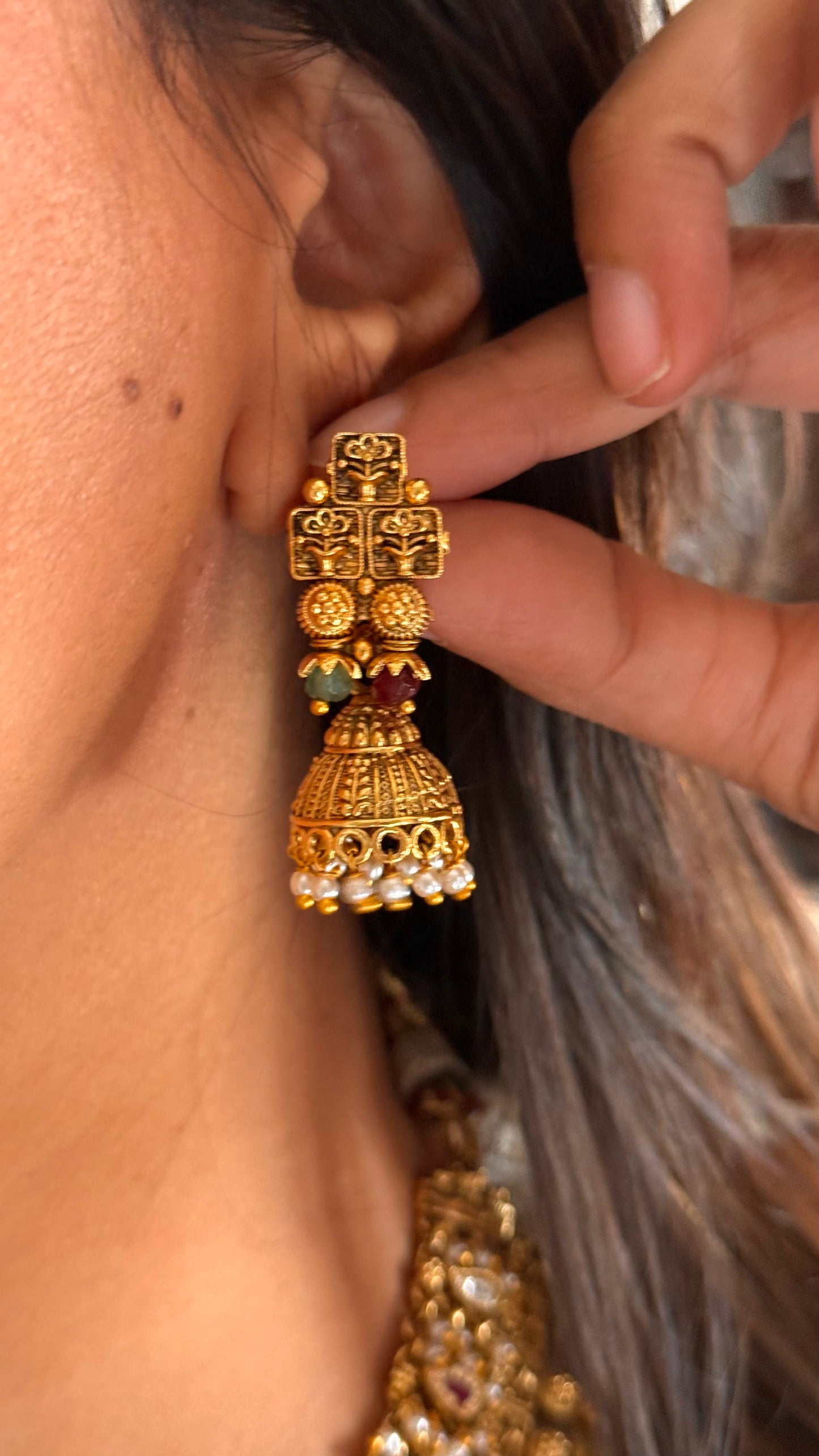 Emerald & ruby floral nakashi gold rajwada set