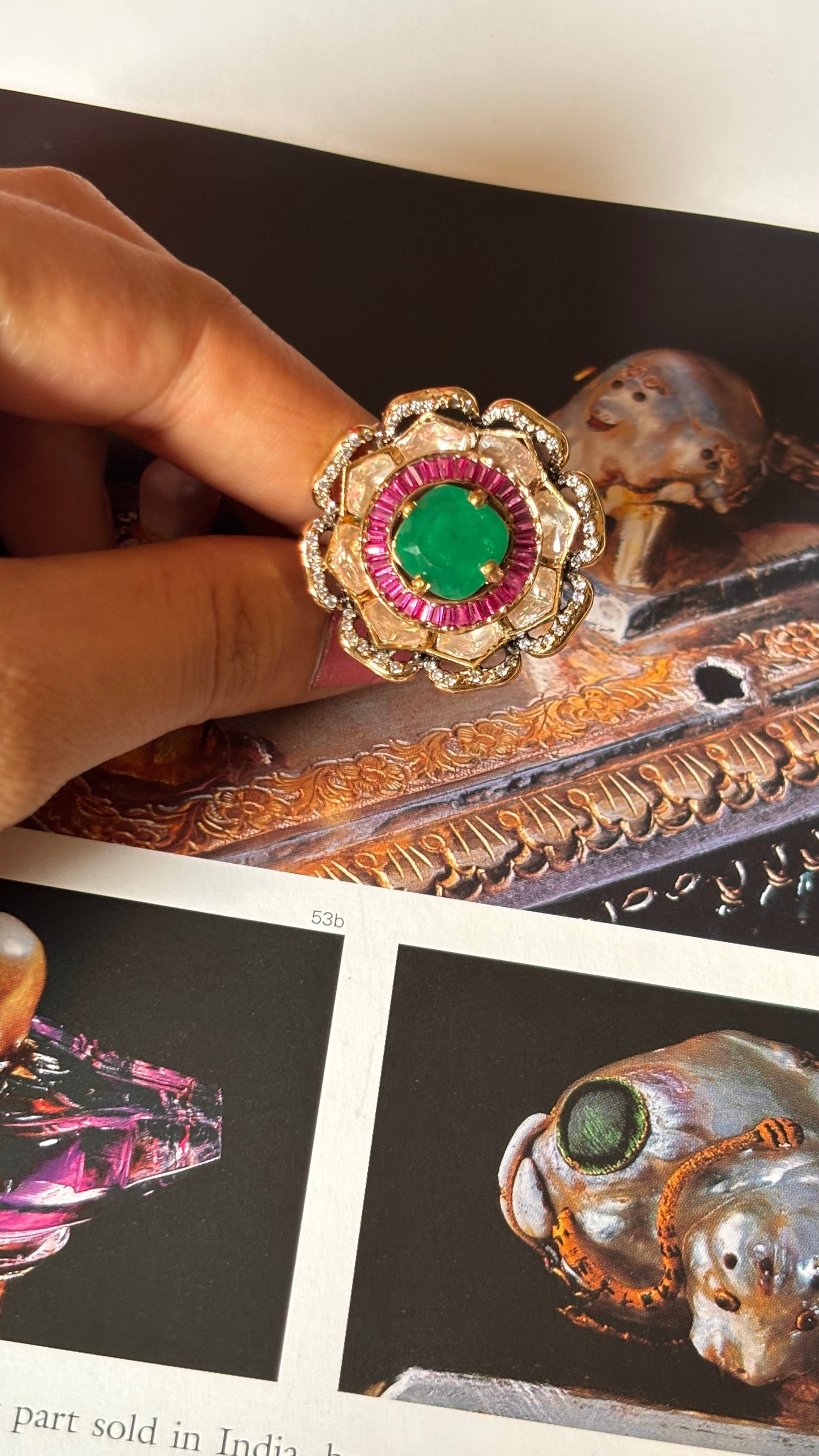 Floral peeli polki emerald & ruby ring