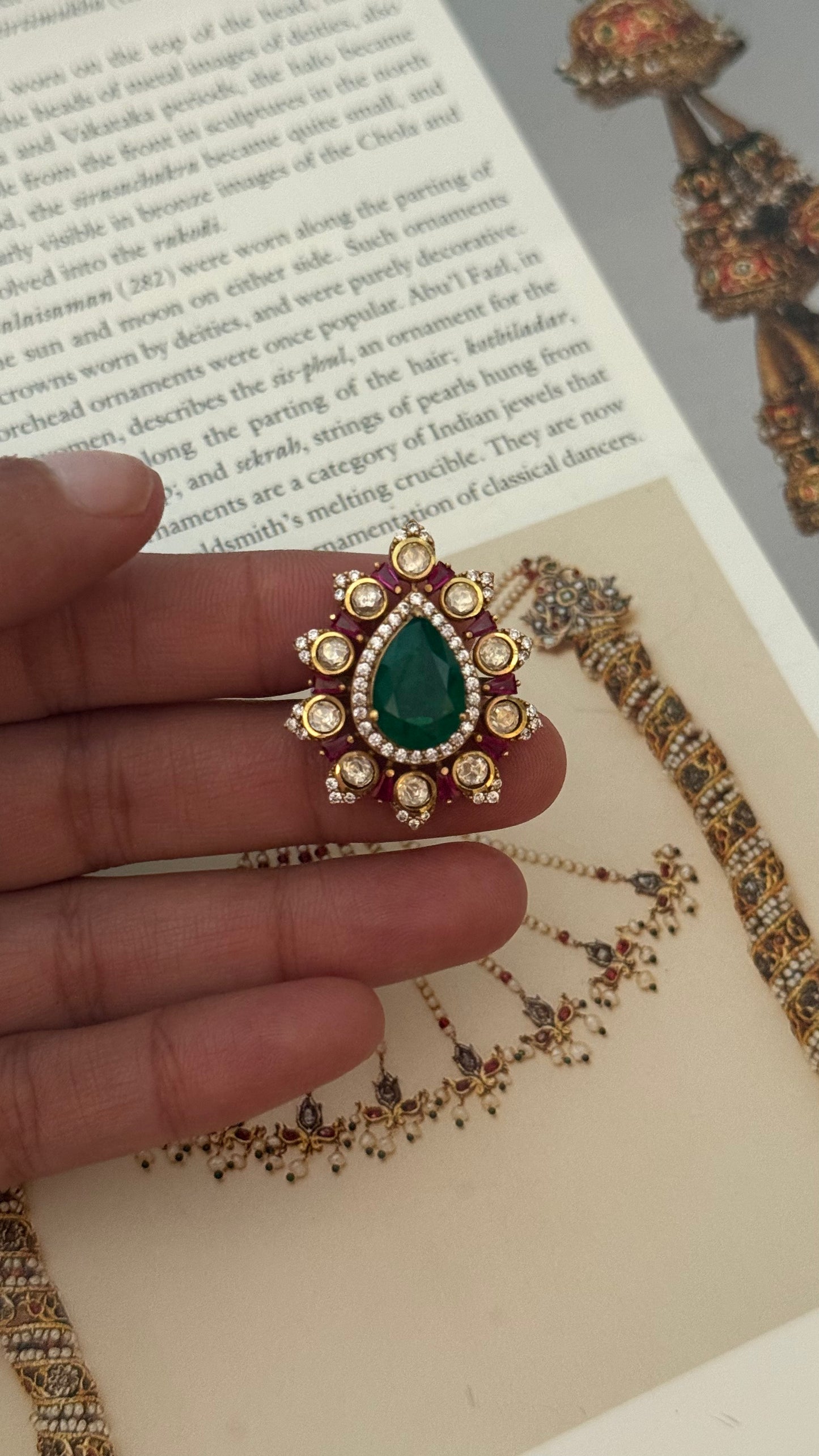 Emerald rani pink drop shape ring