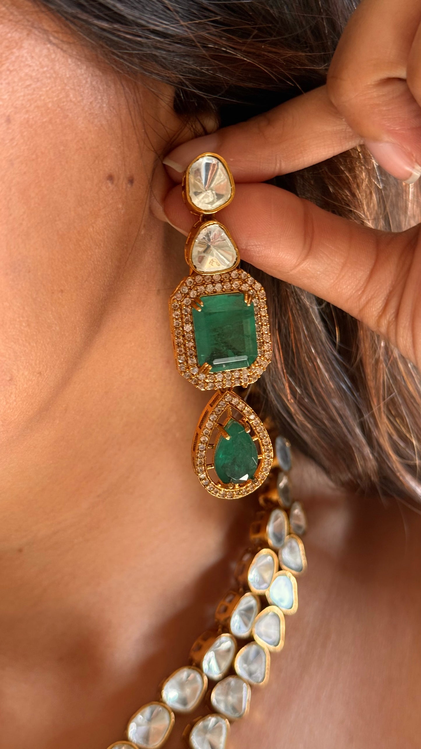 Emerald uncut polki necklace