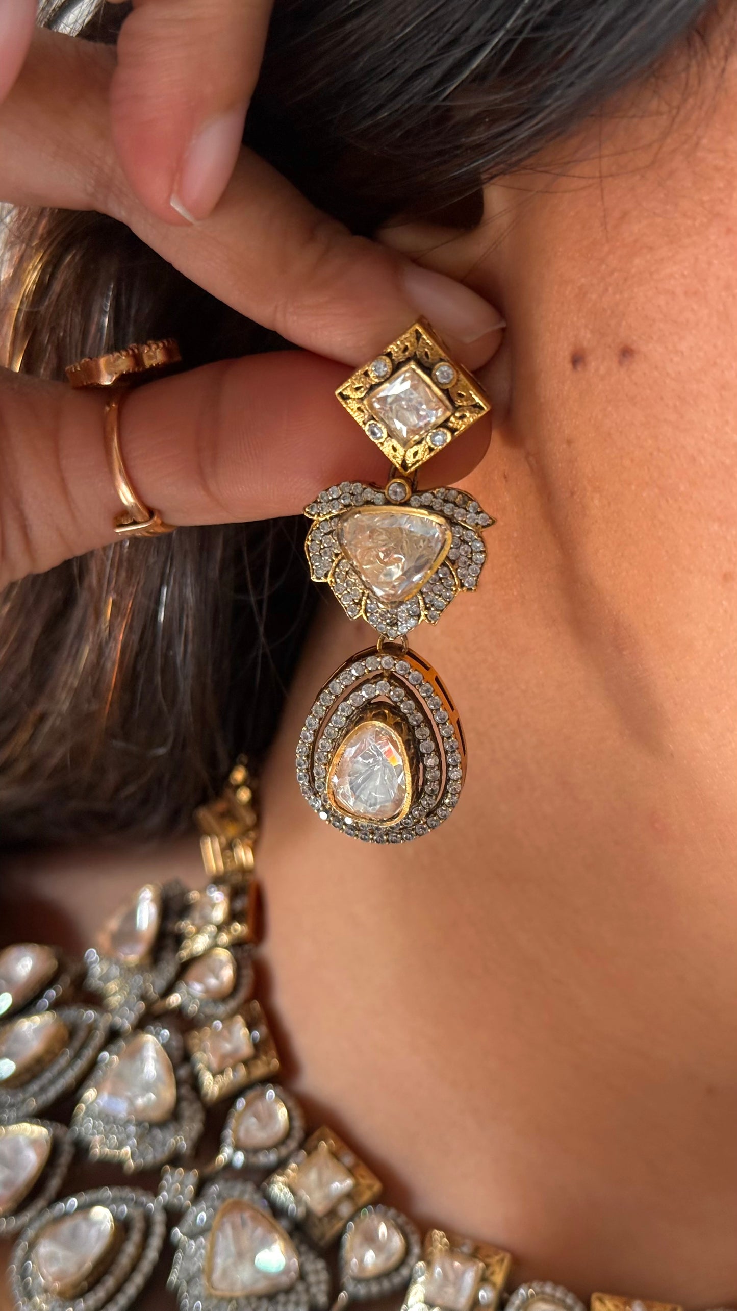 peeli polki moisssanite statement necklace