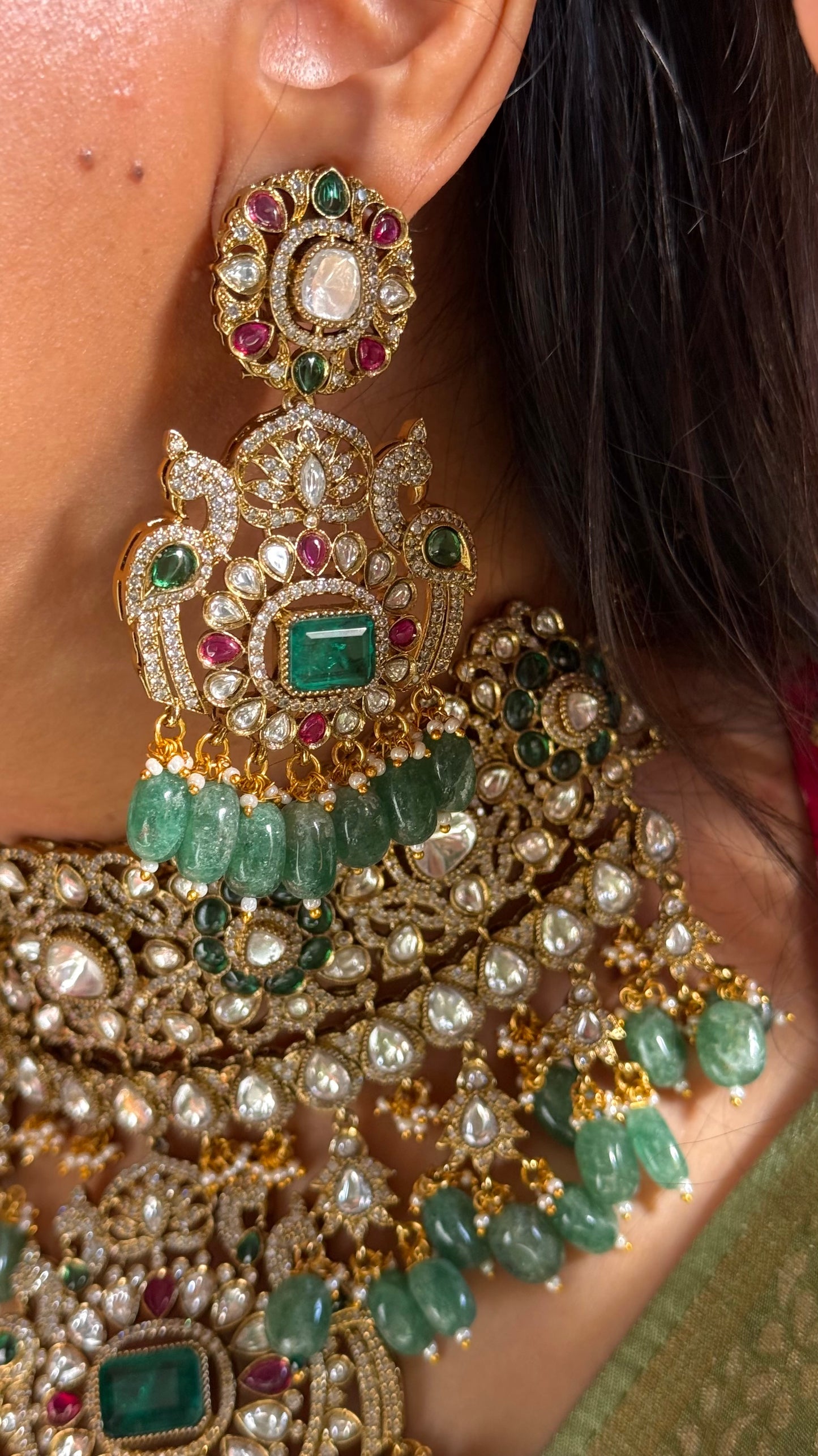 Emerald doublet & Rani pink with mint drops choker set