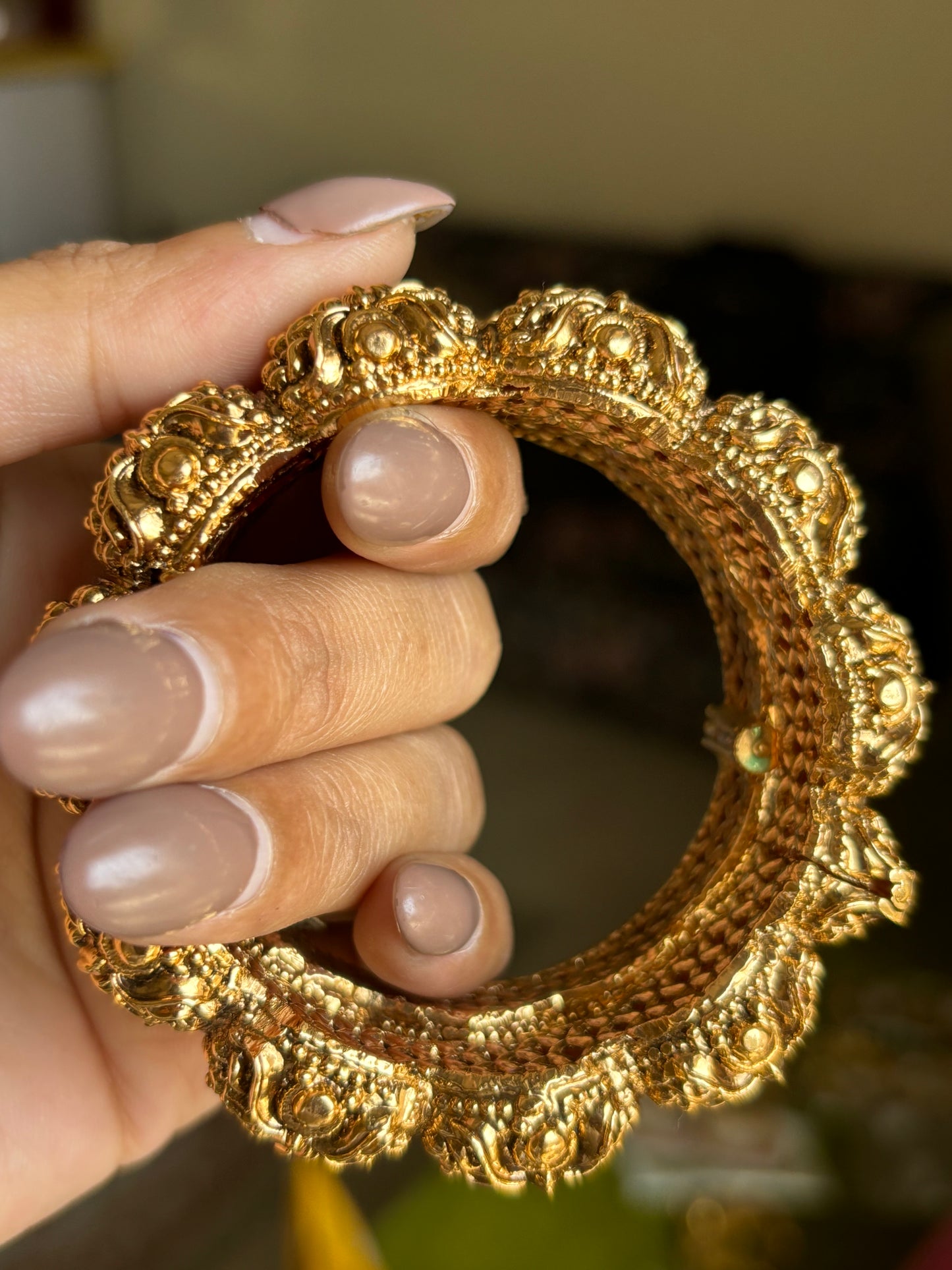 Rajwada antique bangles