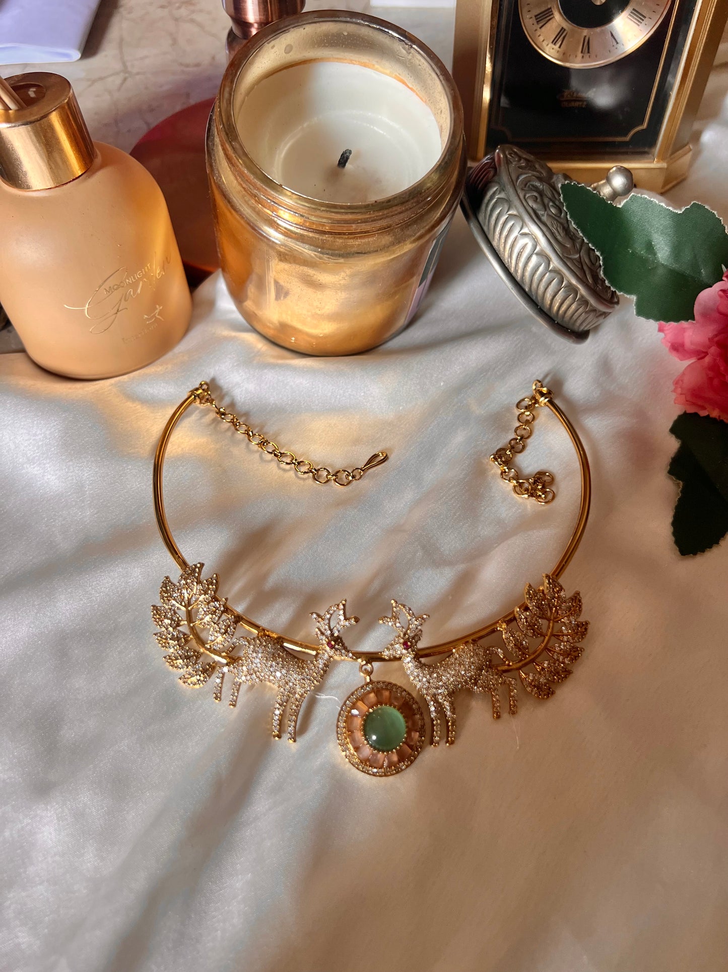 Harini Mint rose quartz Hiran Hasli with earrings