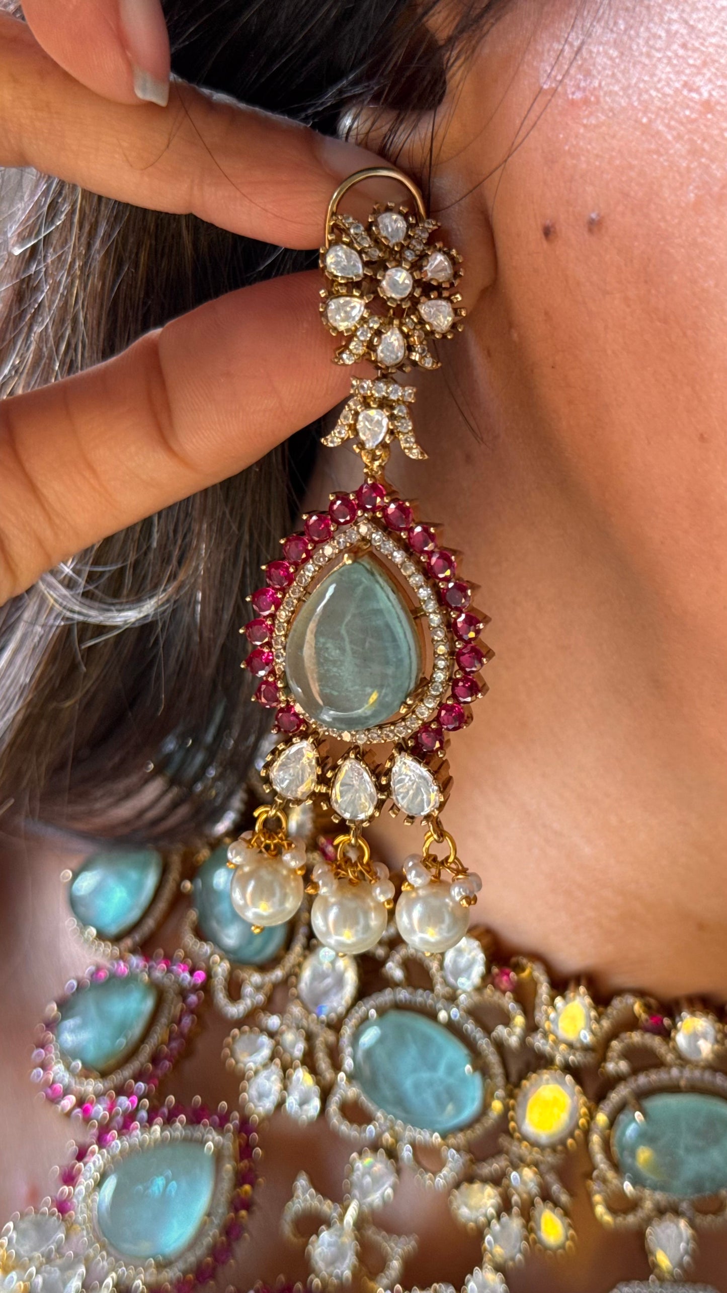 Celebrity inspired mint & rani pink statement necklace