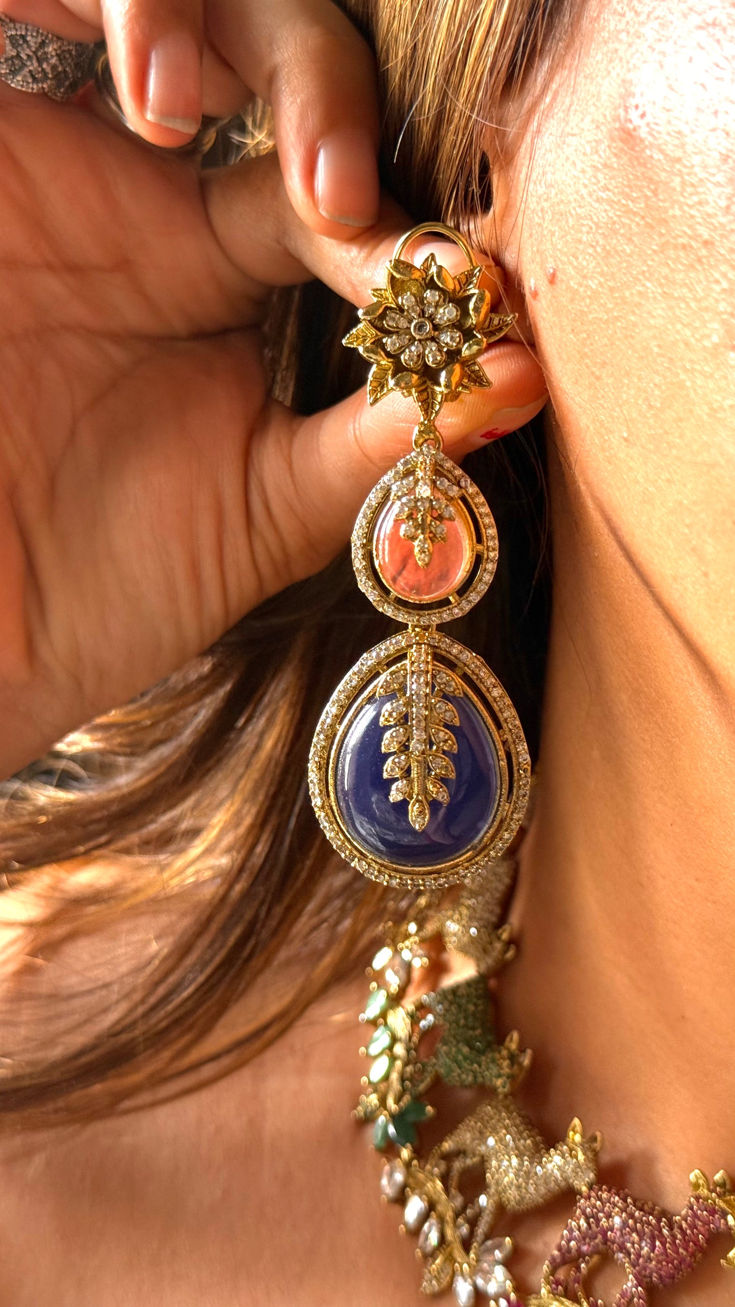 Tangerine & Sapphire Sabya inspired necklace