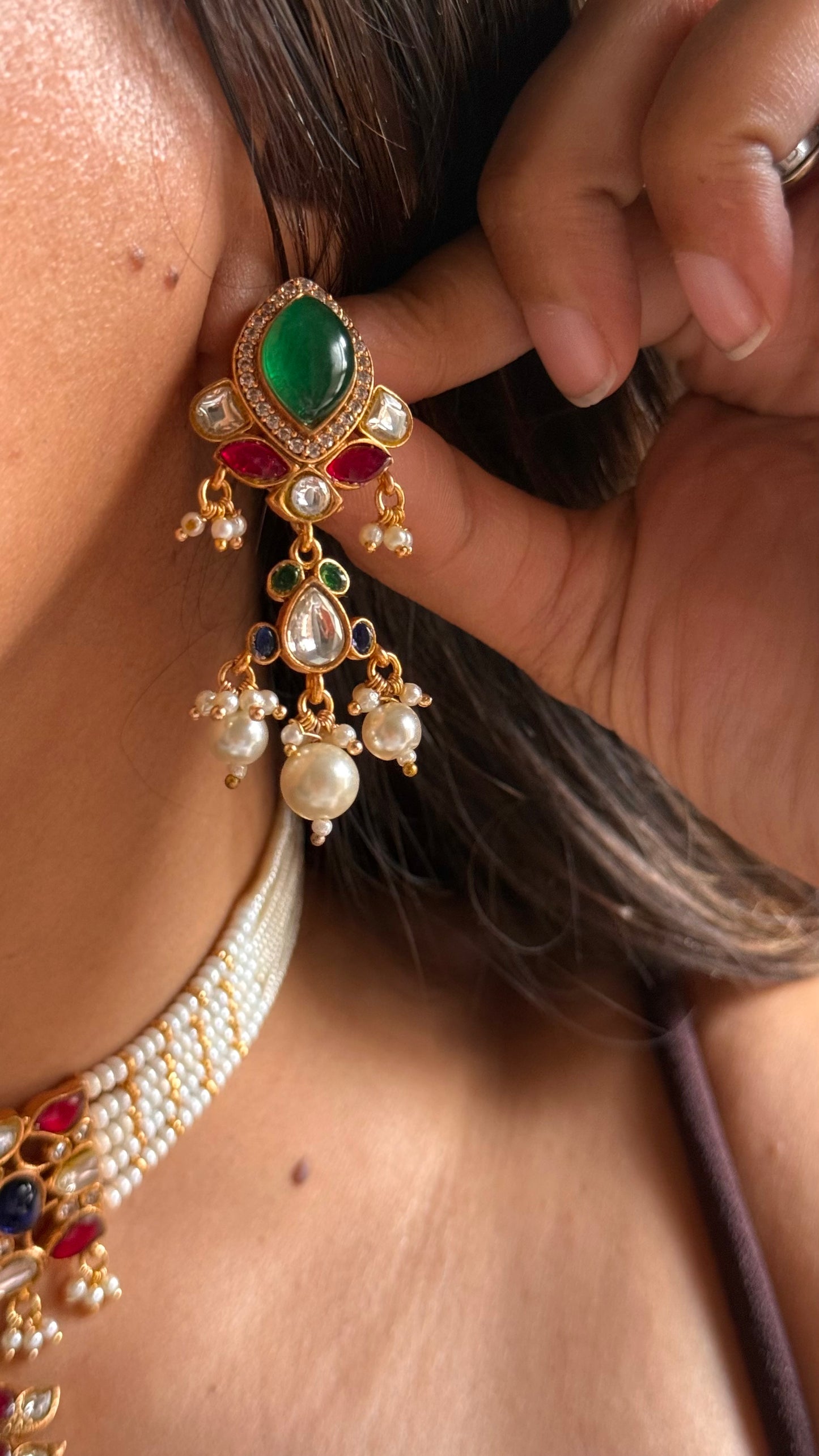 Paachi kundan jadau statement choker ( emerald )