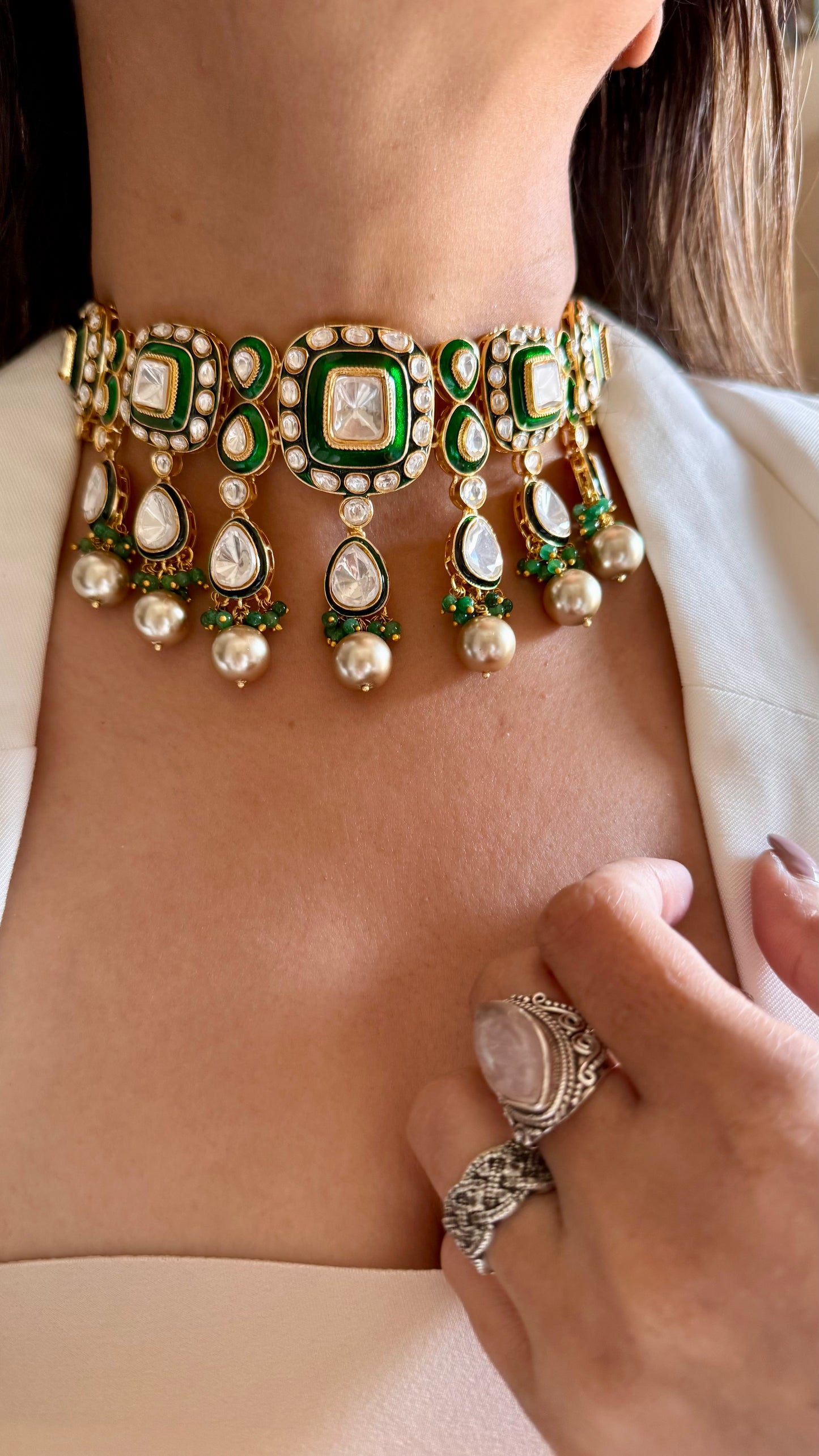 Paanabindu Emerald meenakari with cocktail drop with earrings