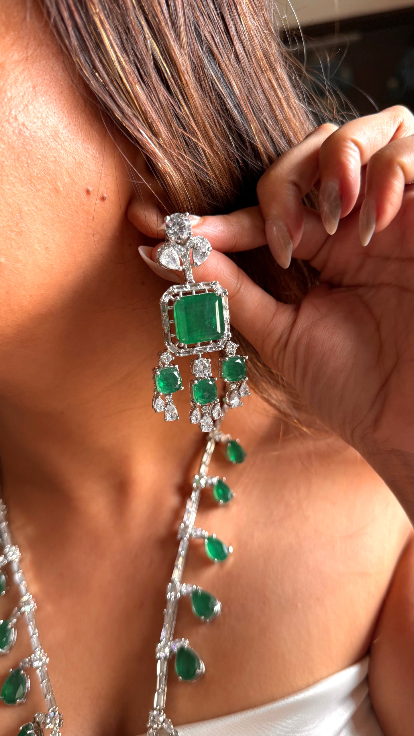 Emerald doublet minimal designed mid neck length set