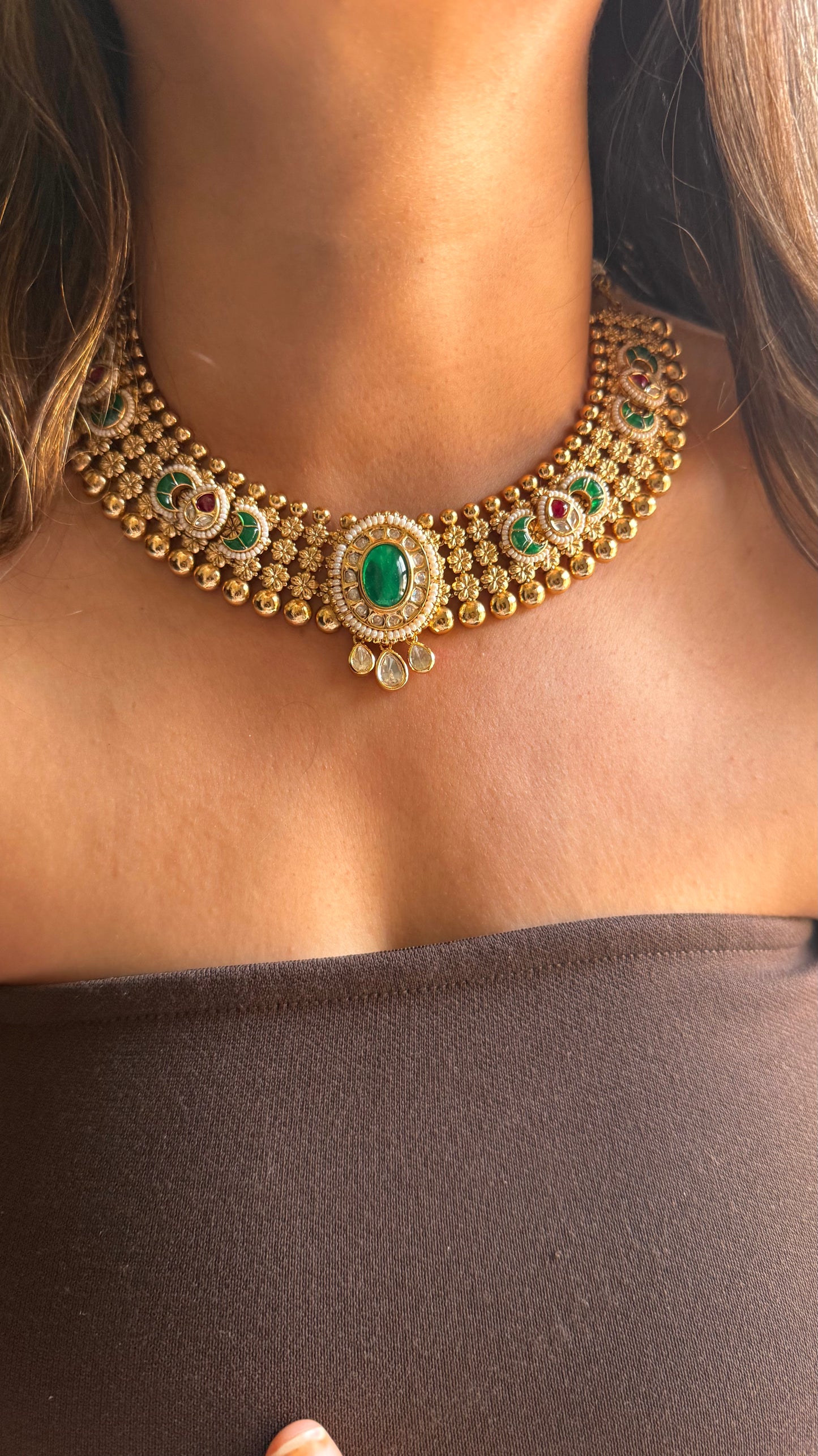 Rajwada tribhuvan das zaveri inspired emerald necklace