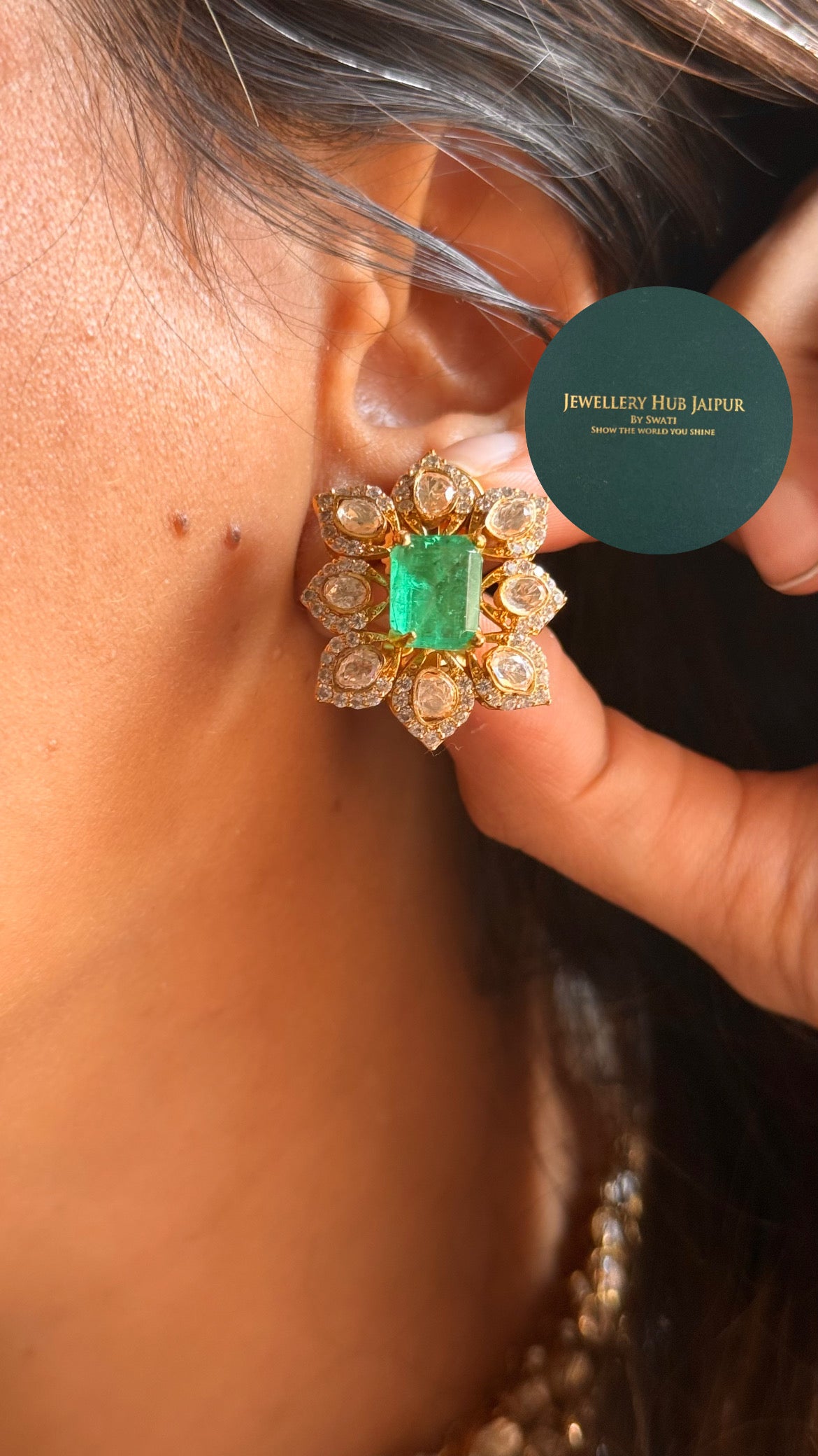 Emerald doublet & moissanite uncut polki choker set