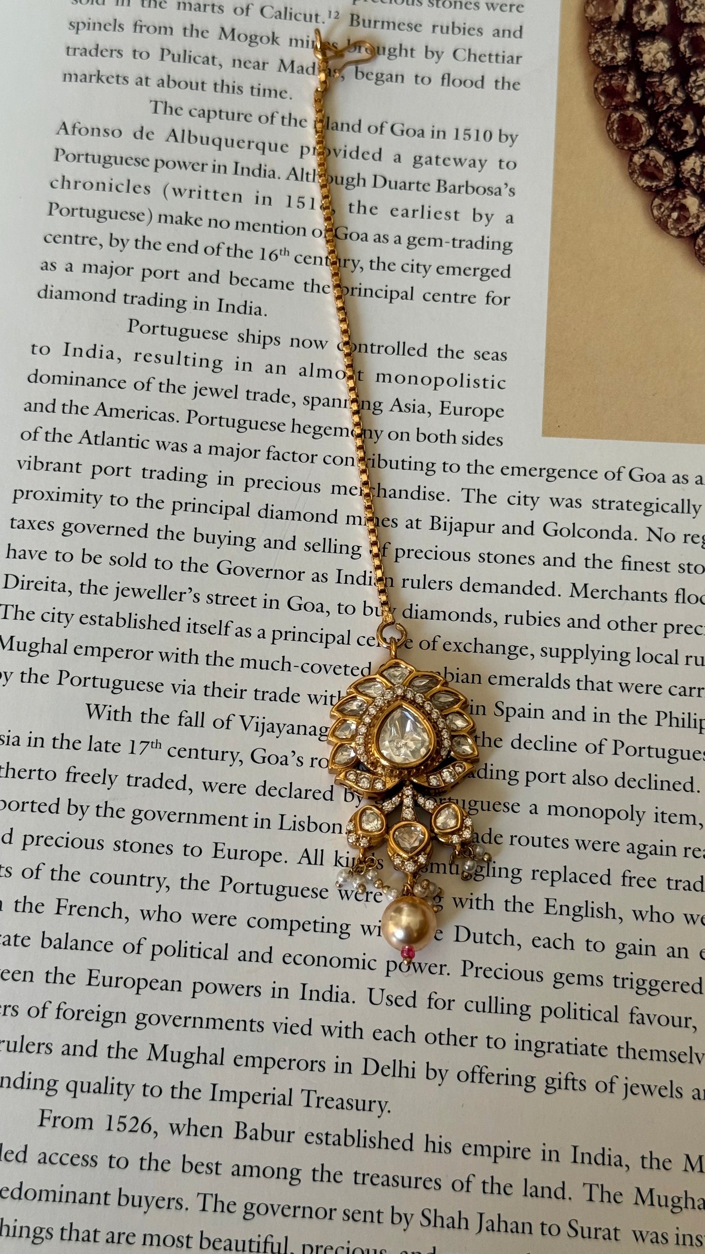 Real moissanite pearl detailing mangtika