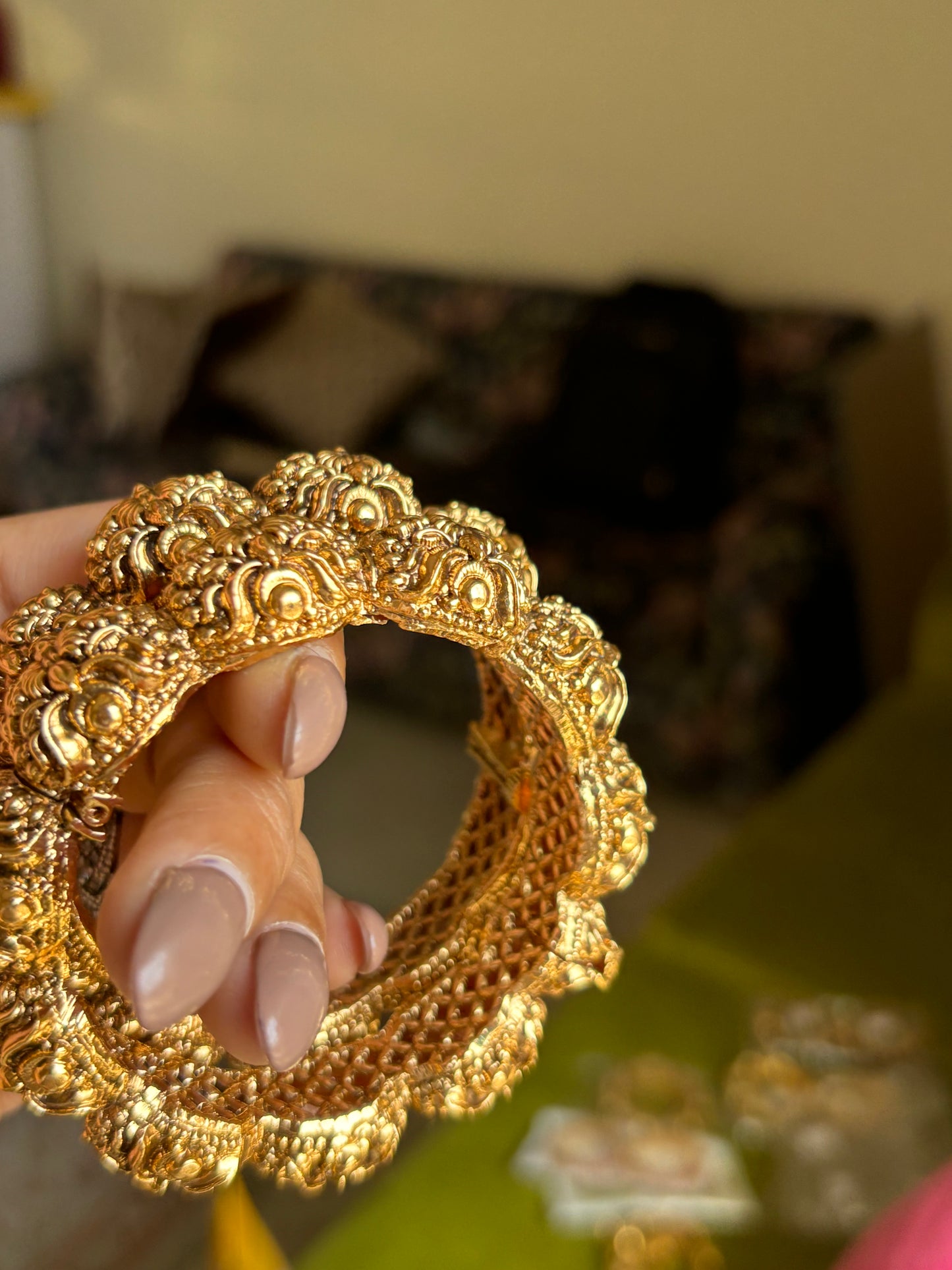 Rajwada antique bangles