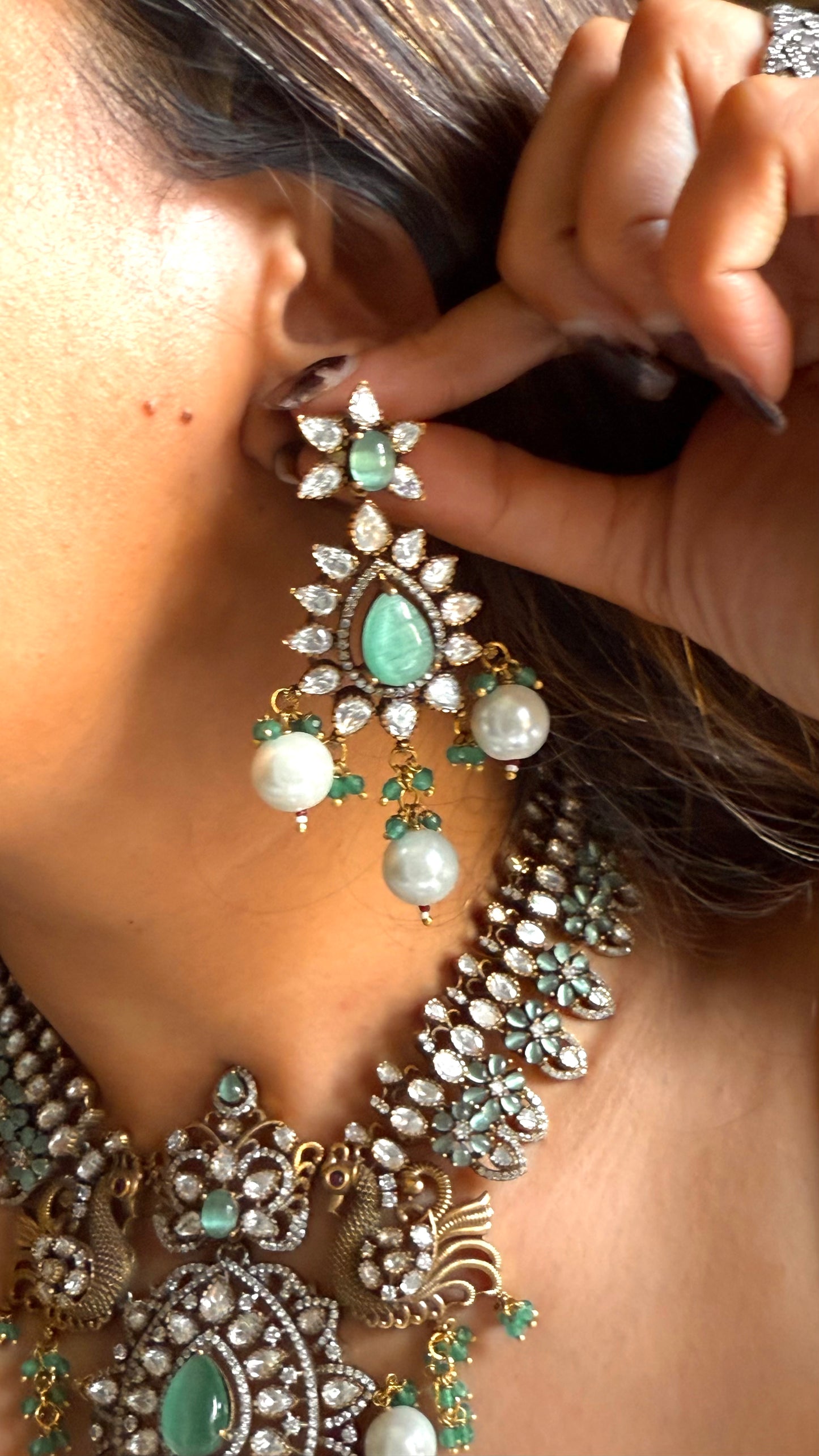 Munar-Mint doublet Moissanite uncut victorian mid length set