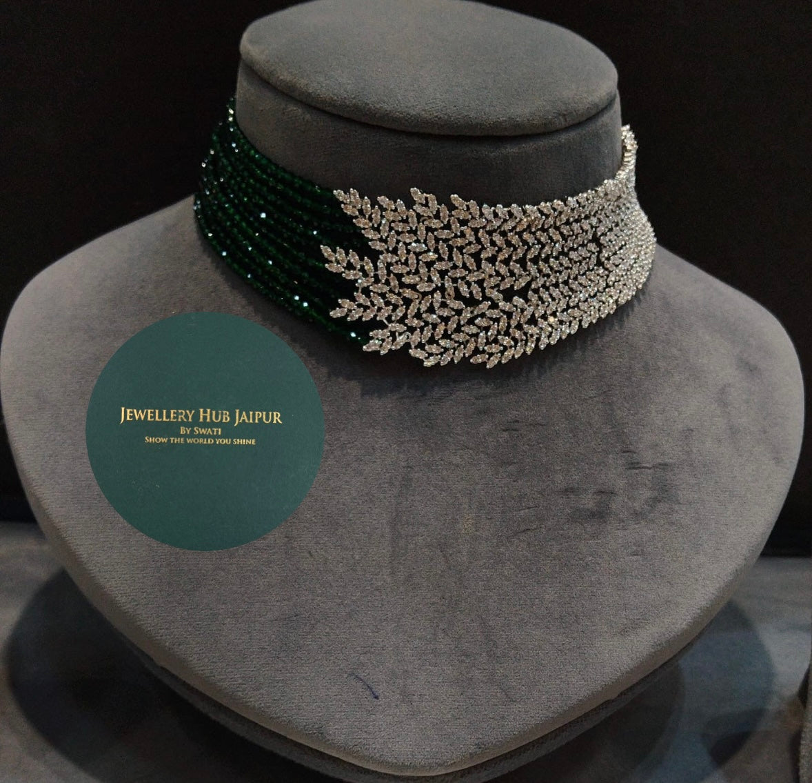 Emerald designer diamond choker