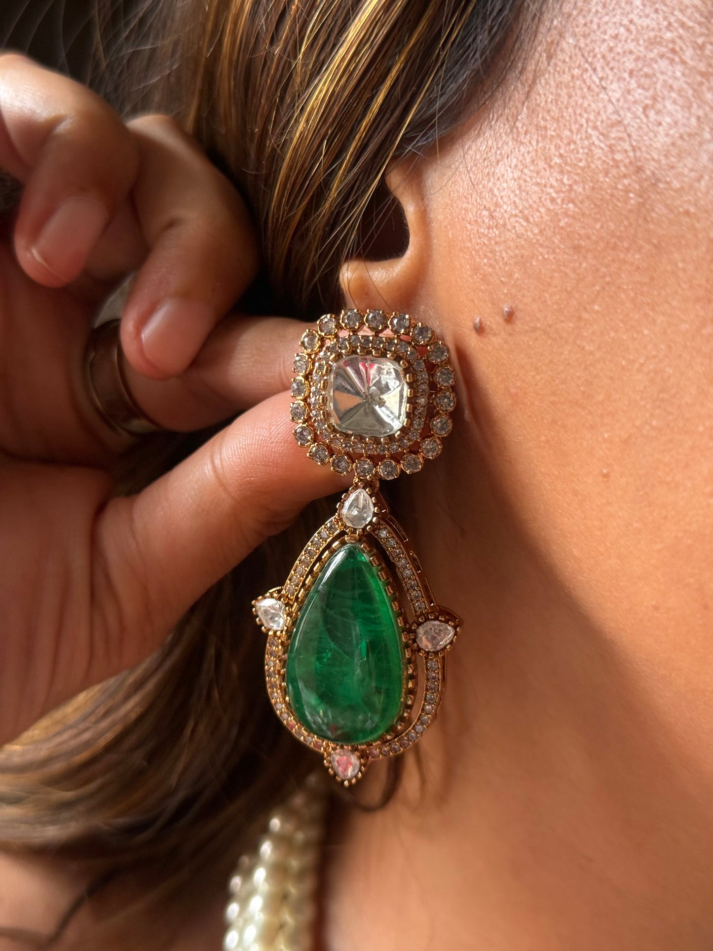 Emerald doublet pendant with pearl detailing necklace