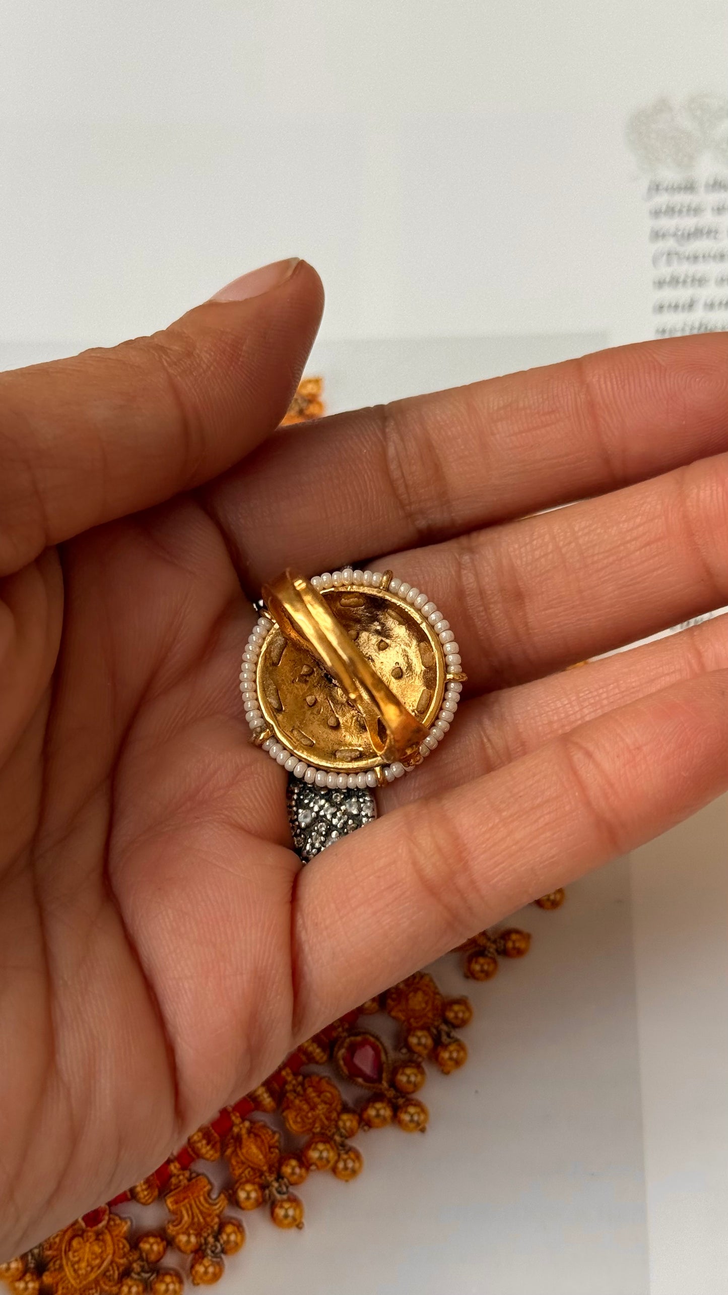 Paachi safed polki ring